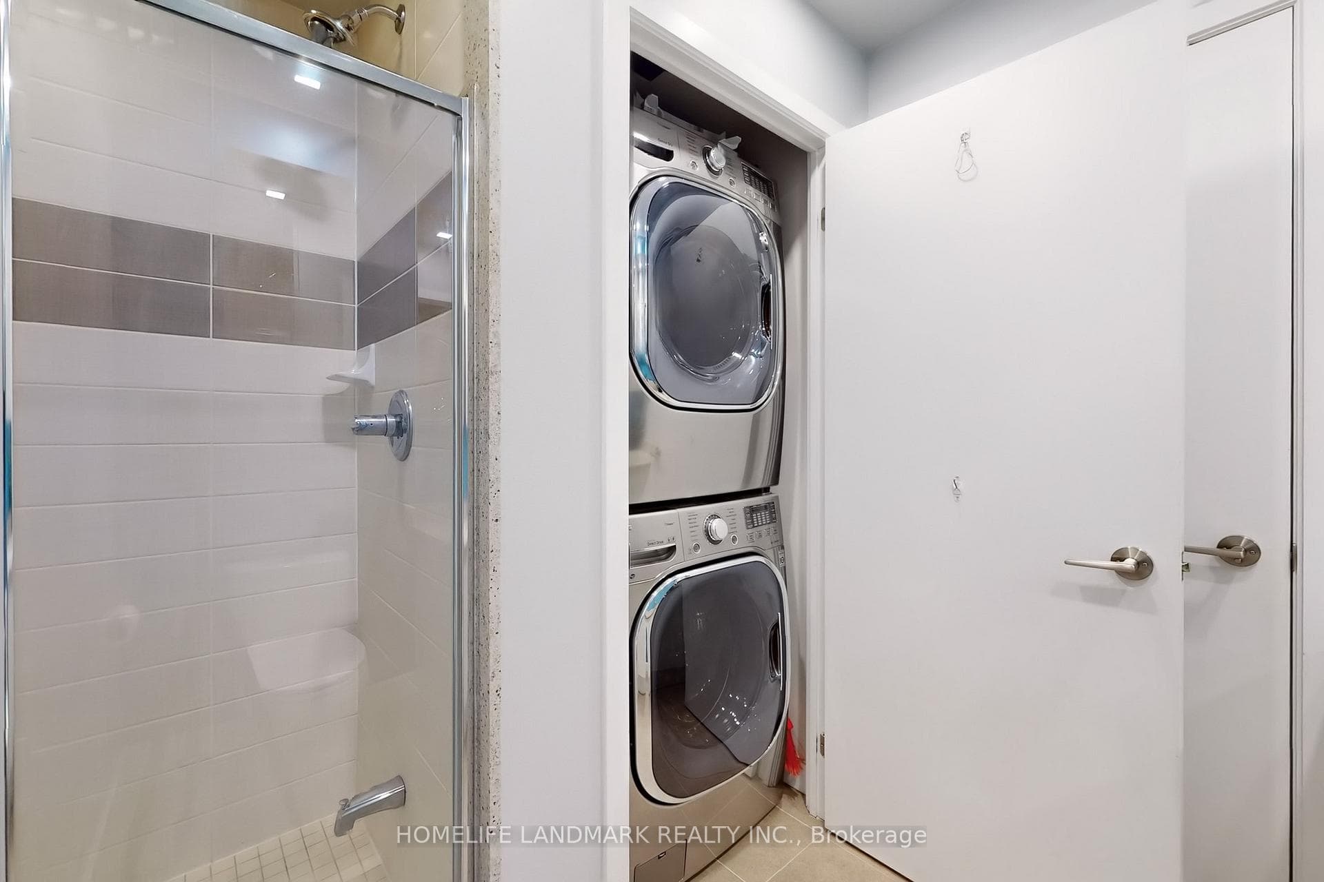 Upgraded Full Size Washer/Dryer