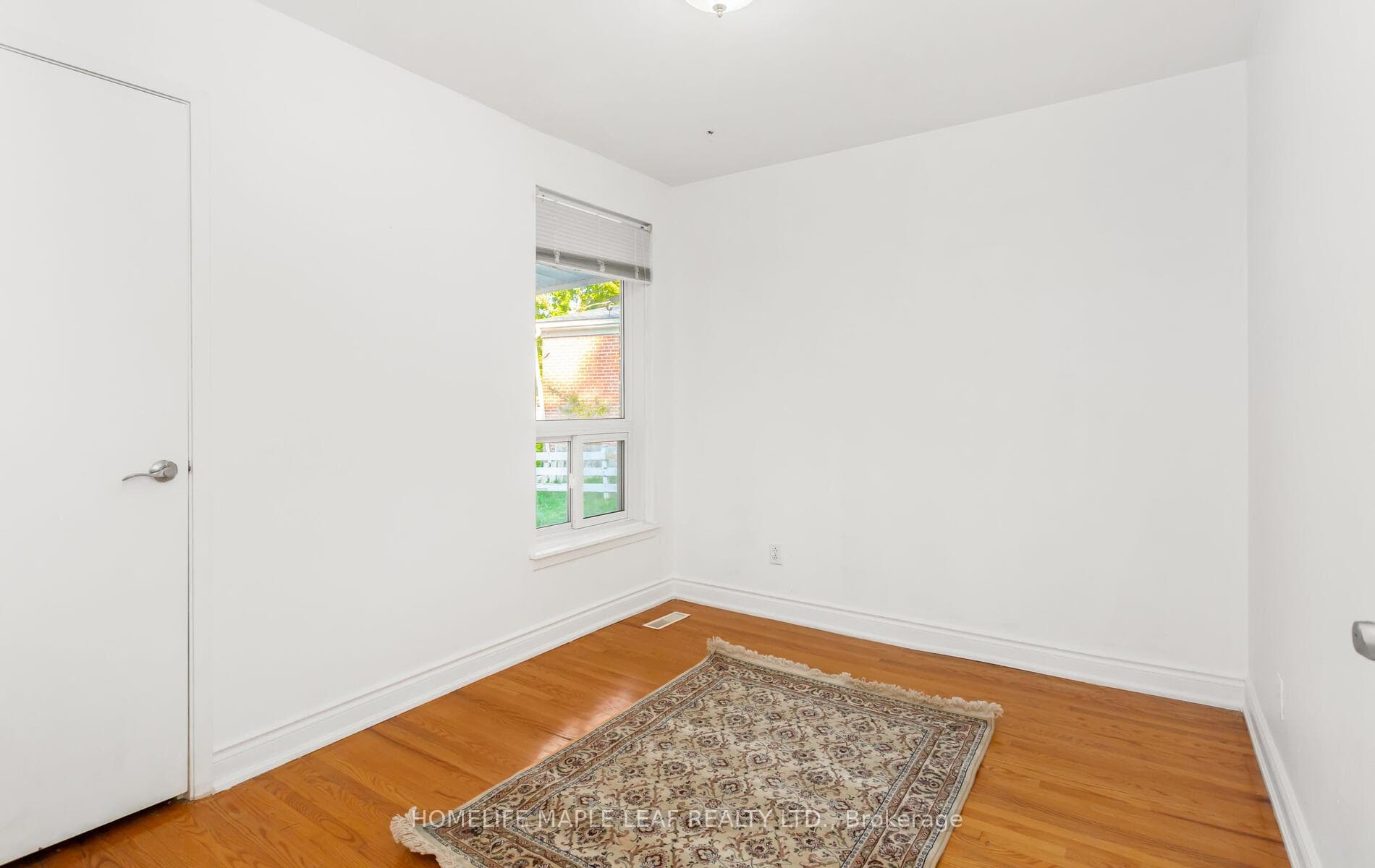 5 Woodford Drive photo 28
