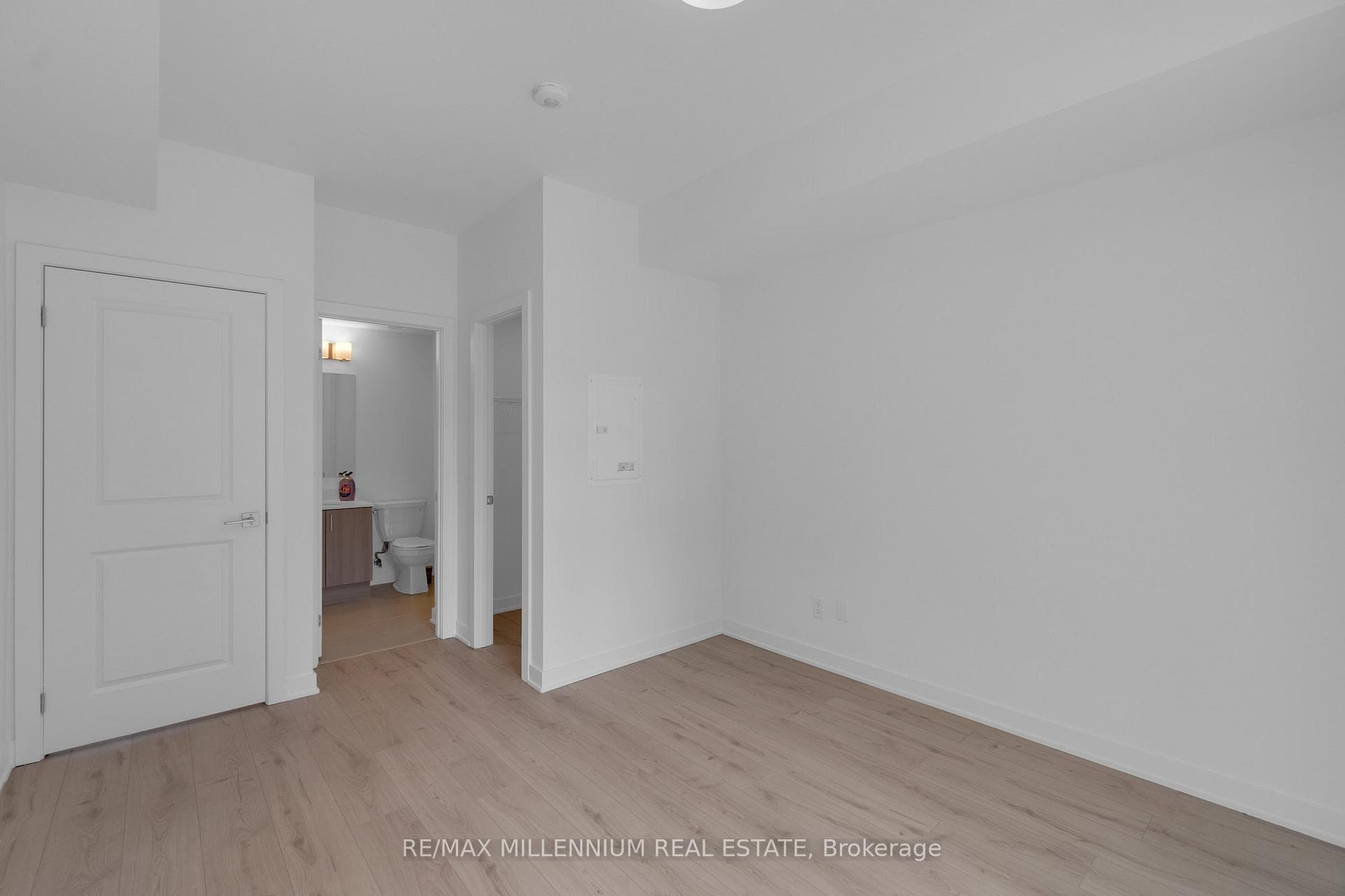 4017 Hickory Drive Unit 14 photo 17