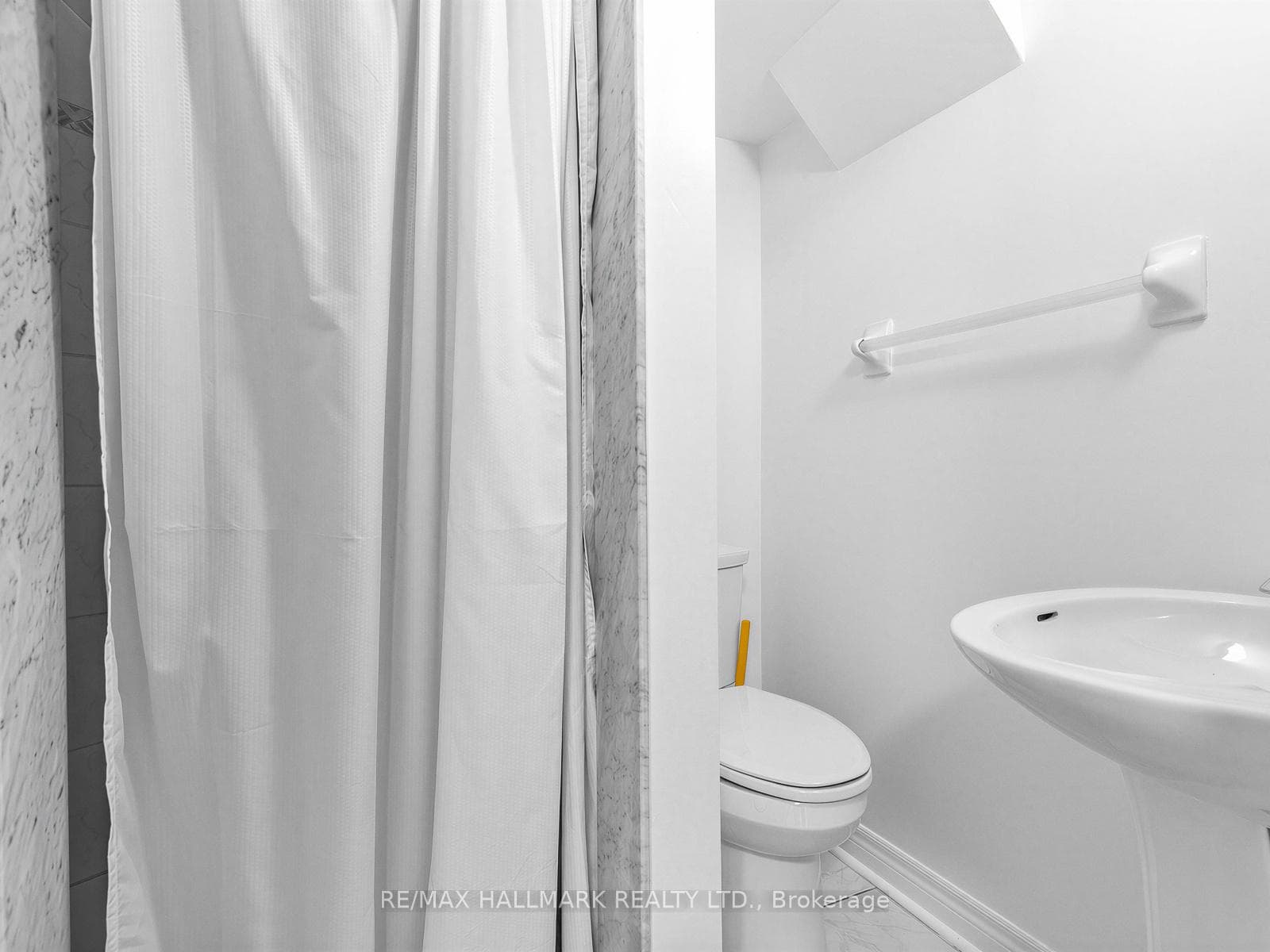 150 Gowan Avenue photo 28