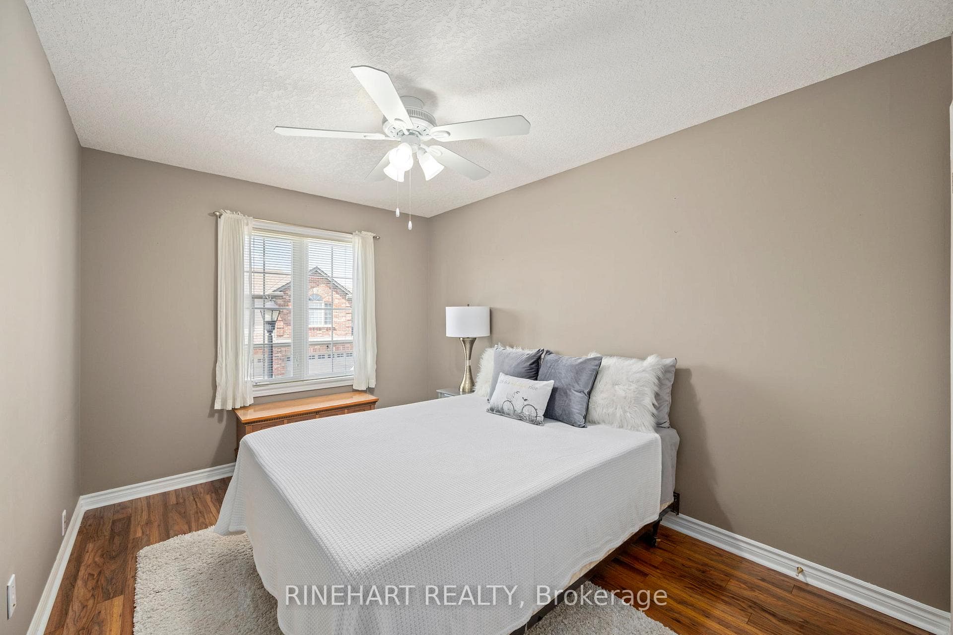 600 Hyde Park Road Unit 142 photo 18
