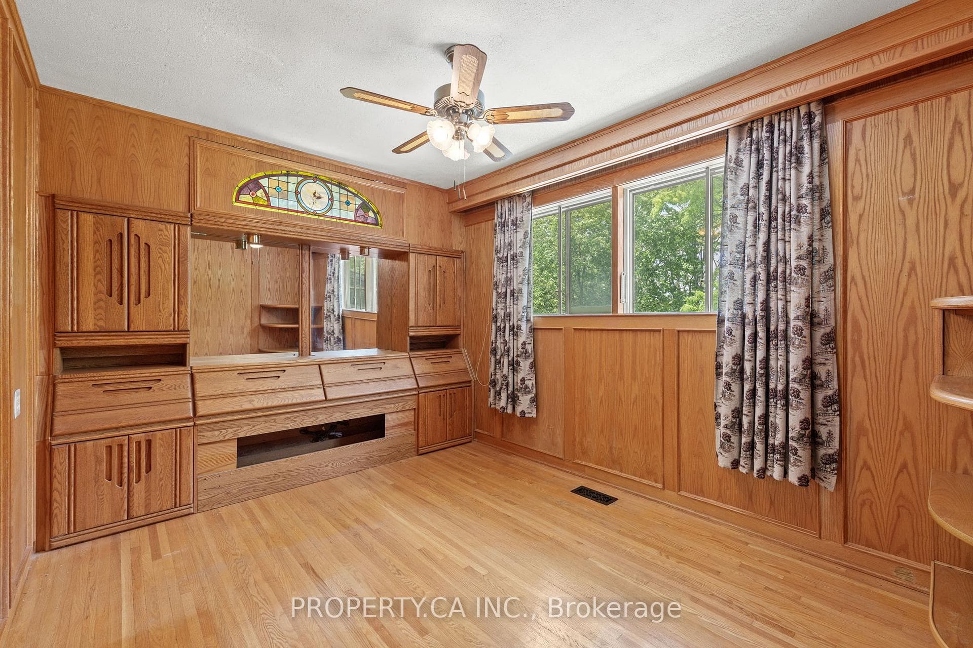 77 Troutbrooke Drive photo 16