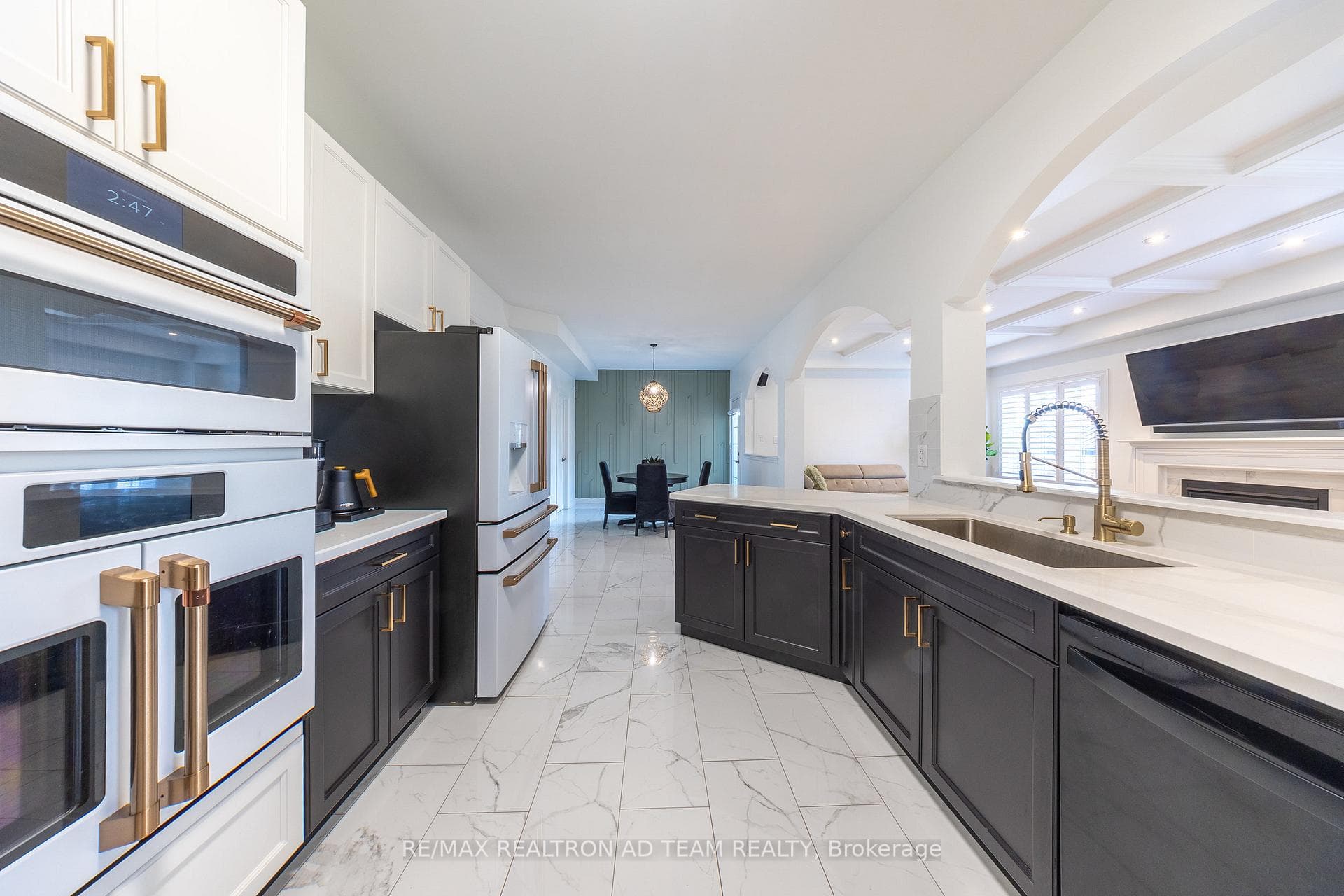 693 Audley Road photo 17