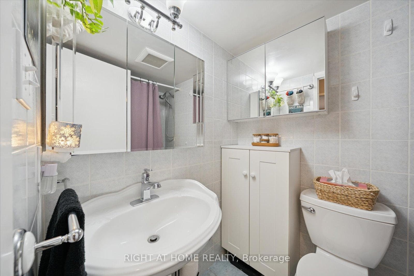 260 Davis Drive Unit 707 photo 27