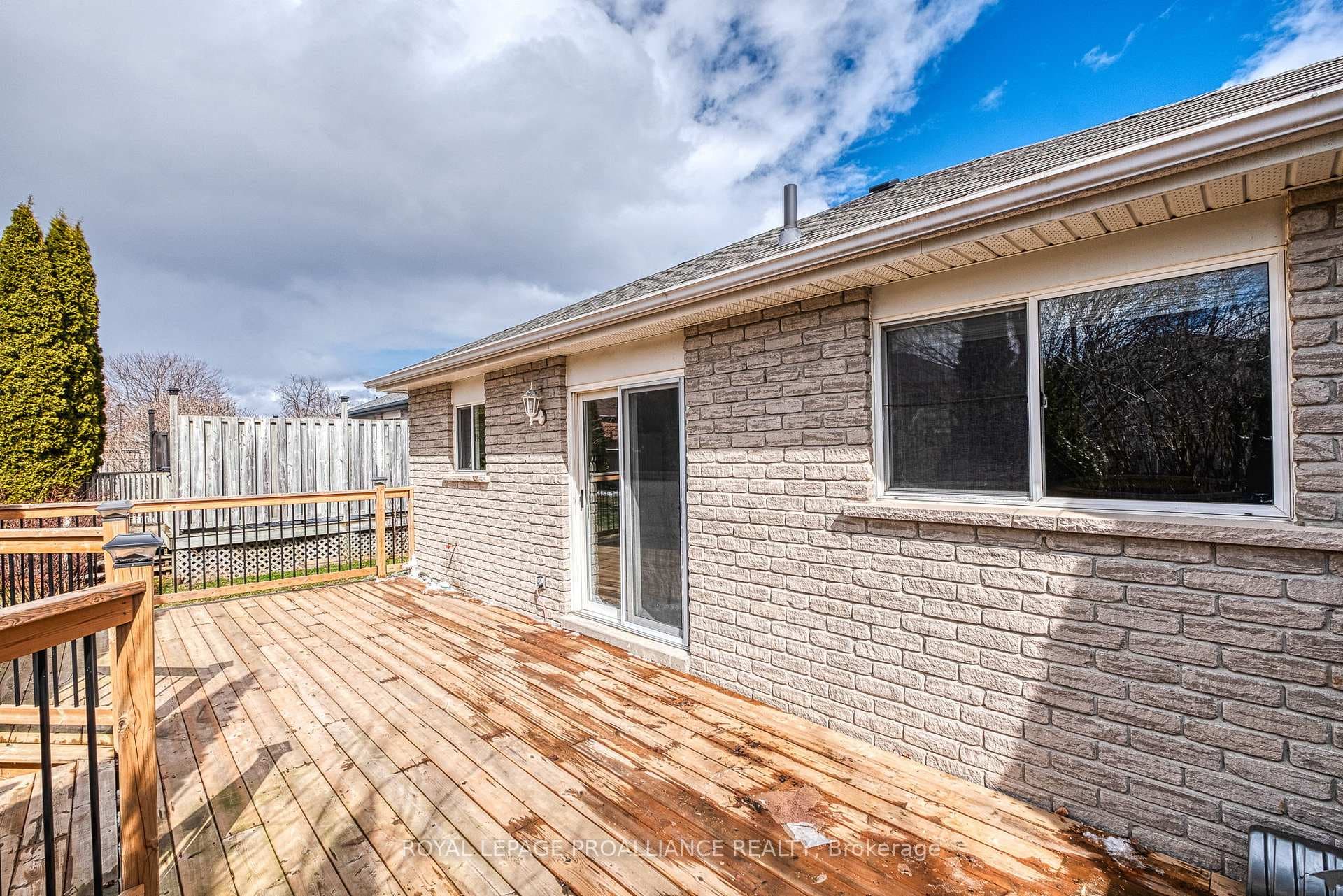 1057 Tillison Avenue photo 34