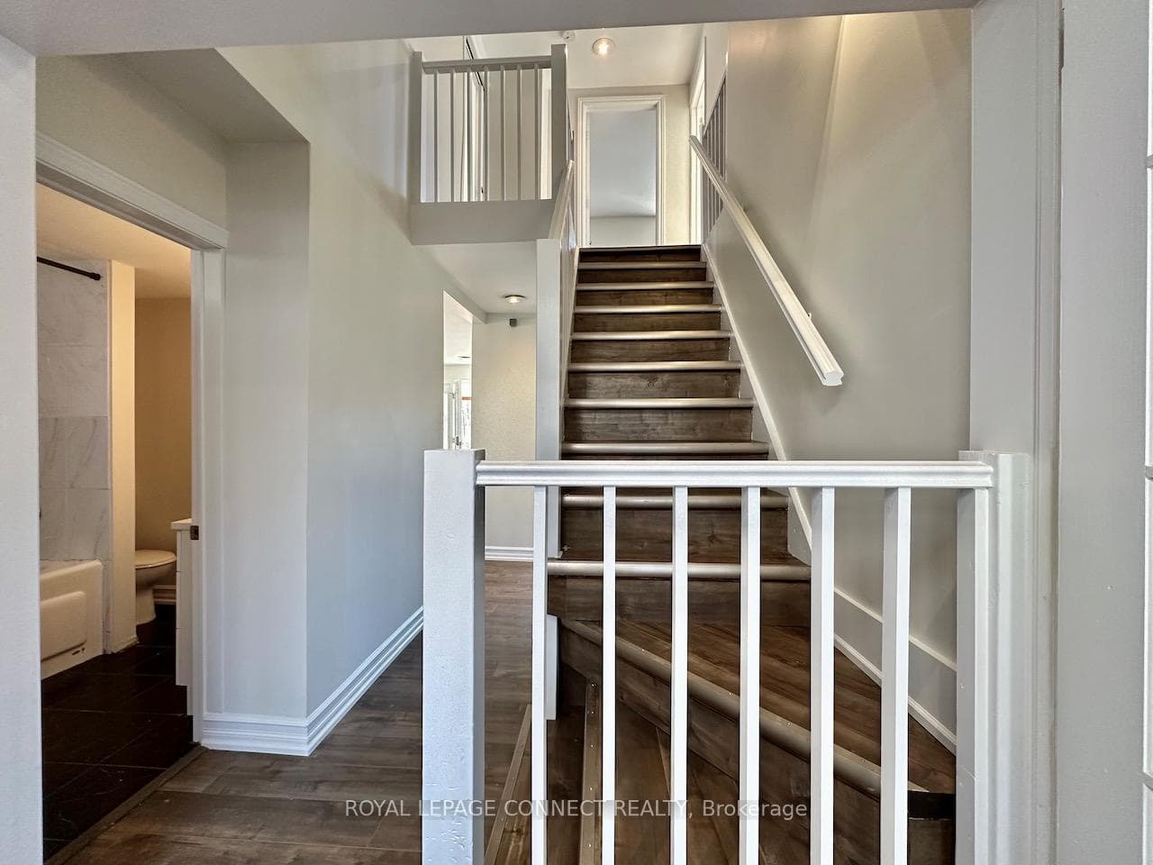28 Willowlea Drive photo 14