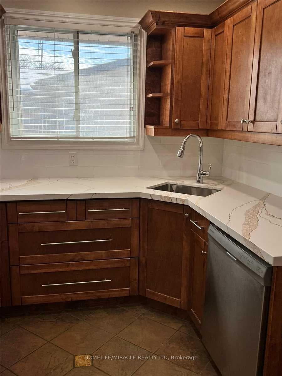 78 Regent Drive photo 5