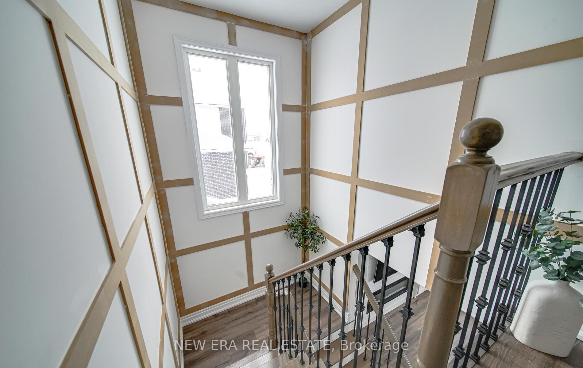 13 McCrae Crescent photo 17