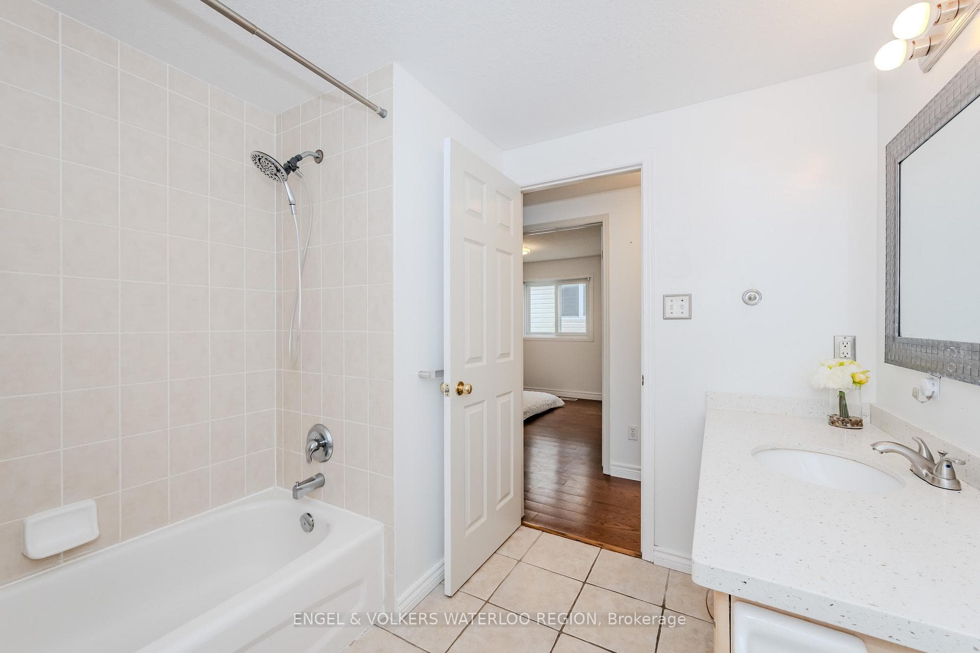 405 White Birch Avenue photo 28