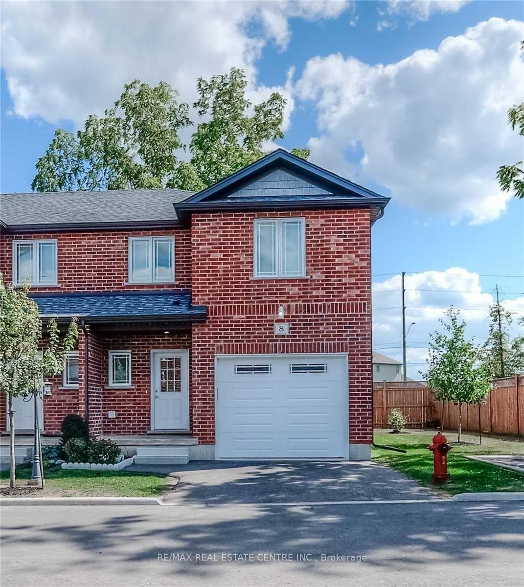 292 Falcon Drive Unit 8 photo 3