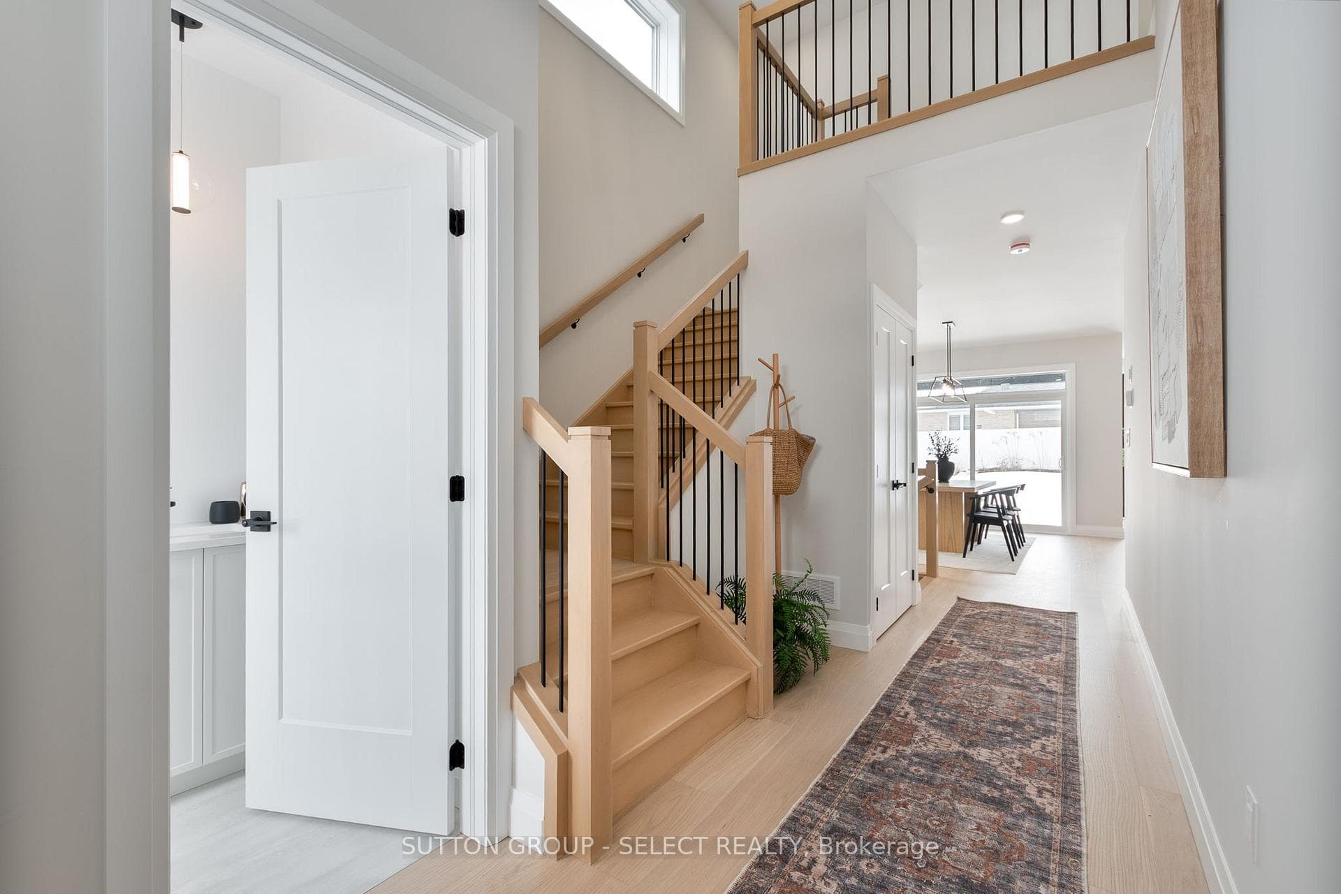 28 Lucas Road photo 3