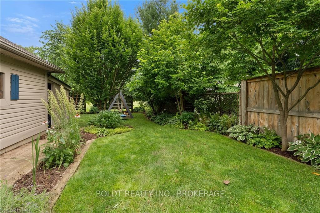18 THOMAS Street photo 42