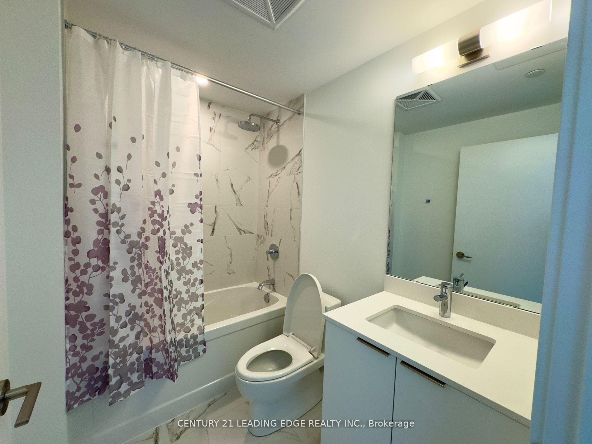 7 Golden Lion Heights Unit 2501 photo 13