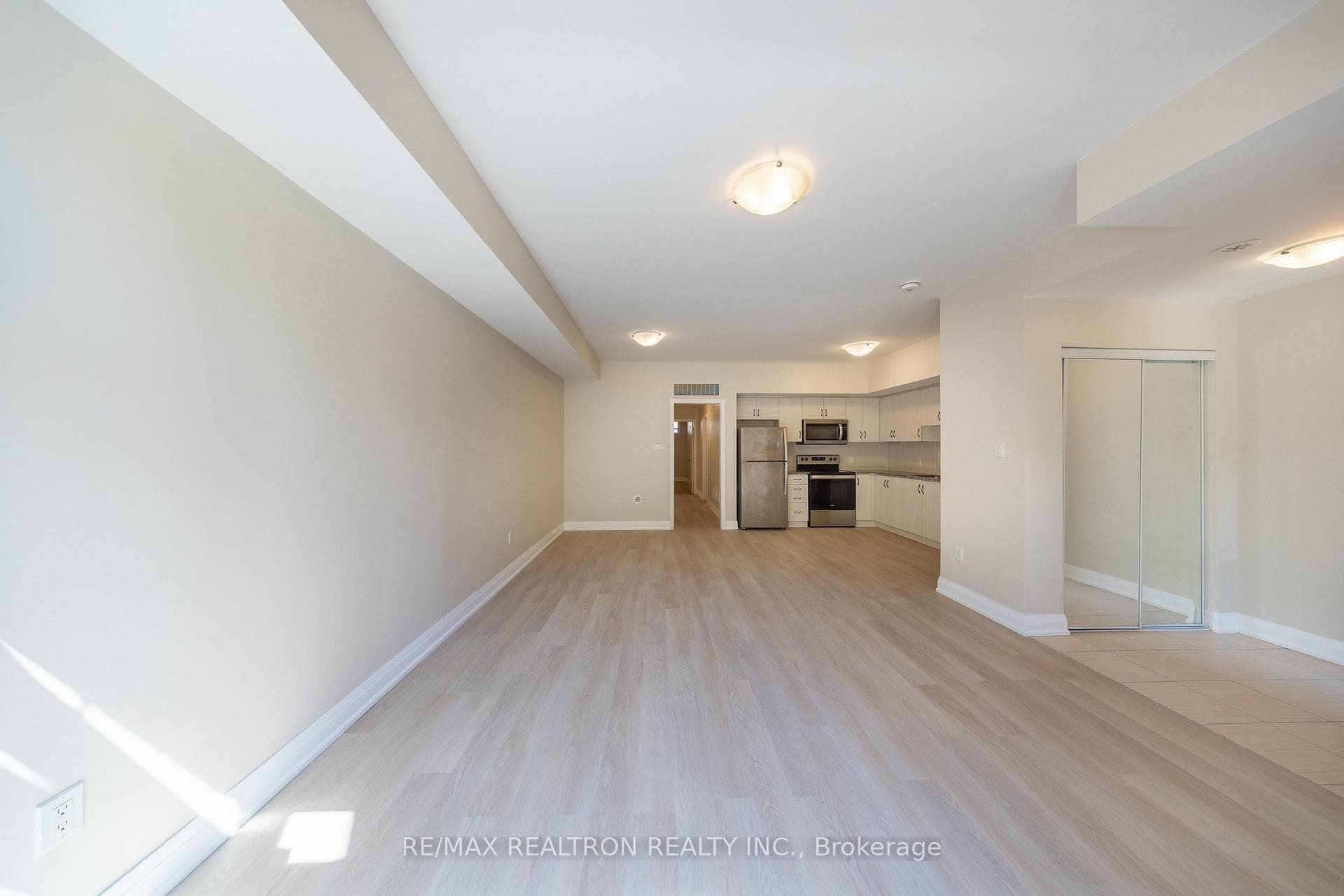 6 Whitaker Way Unit 157 photo 19