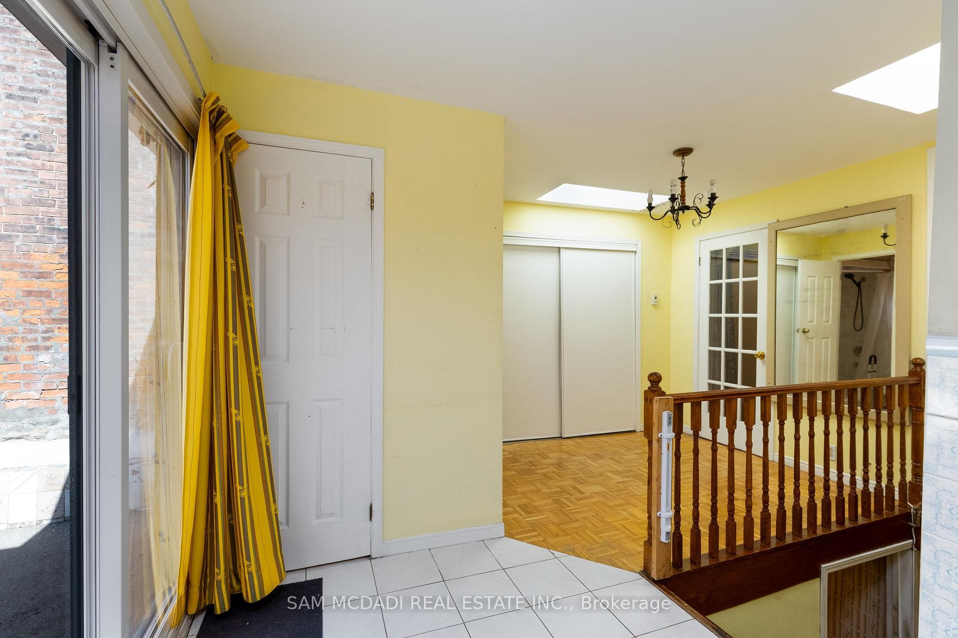 238A Bathurst Street photo 19