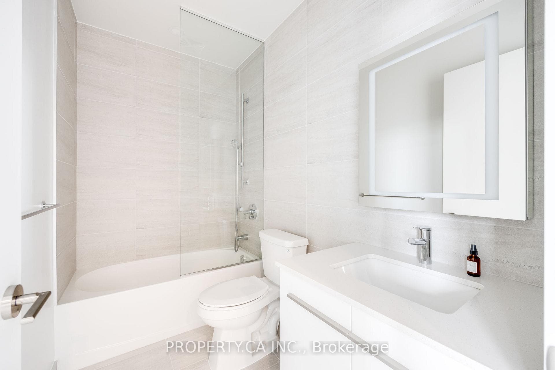 8 Cumberland Street Unit 4301 photo 10