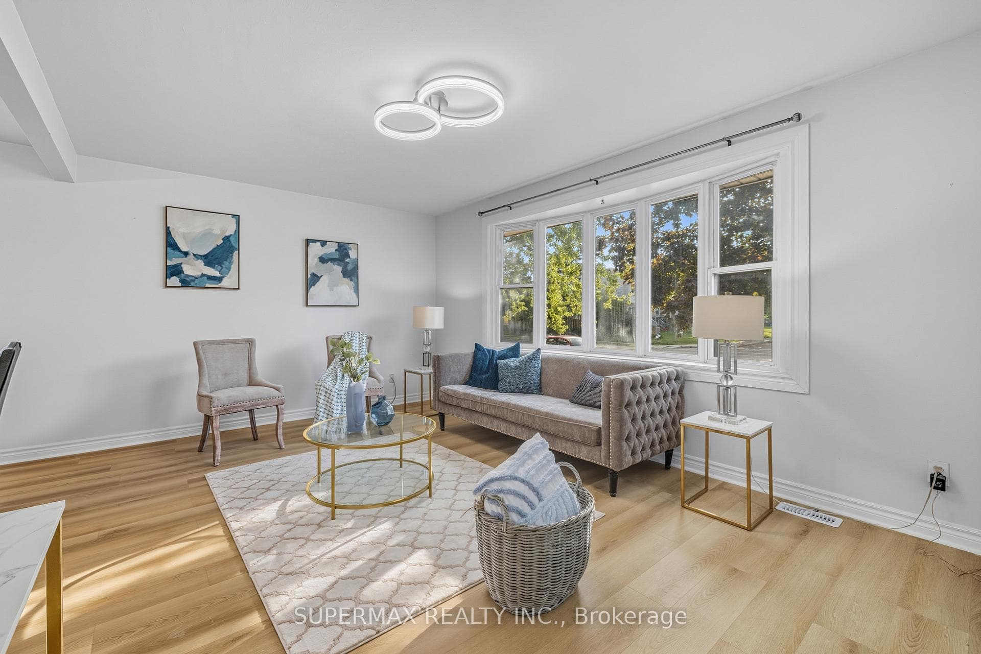 213 Highview Drive photo 1