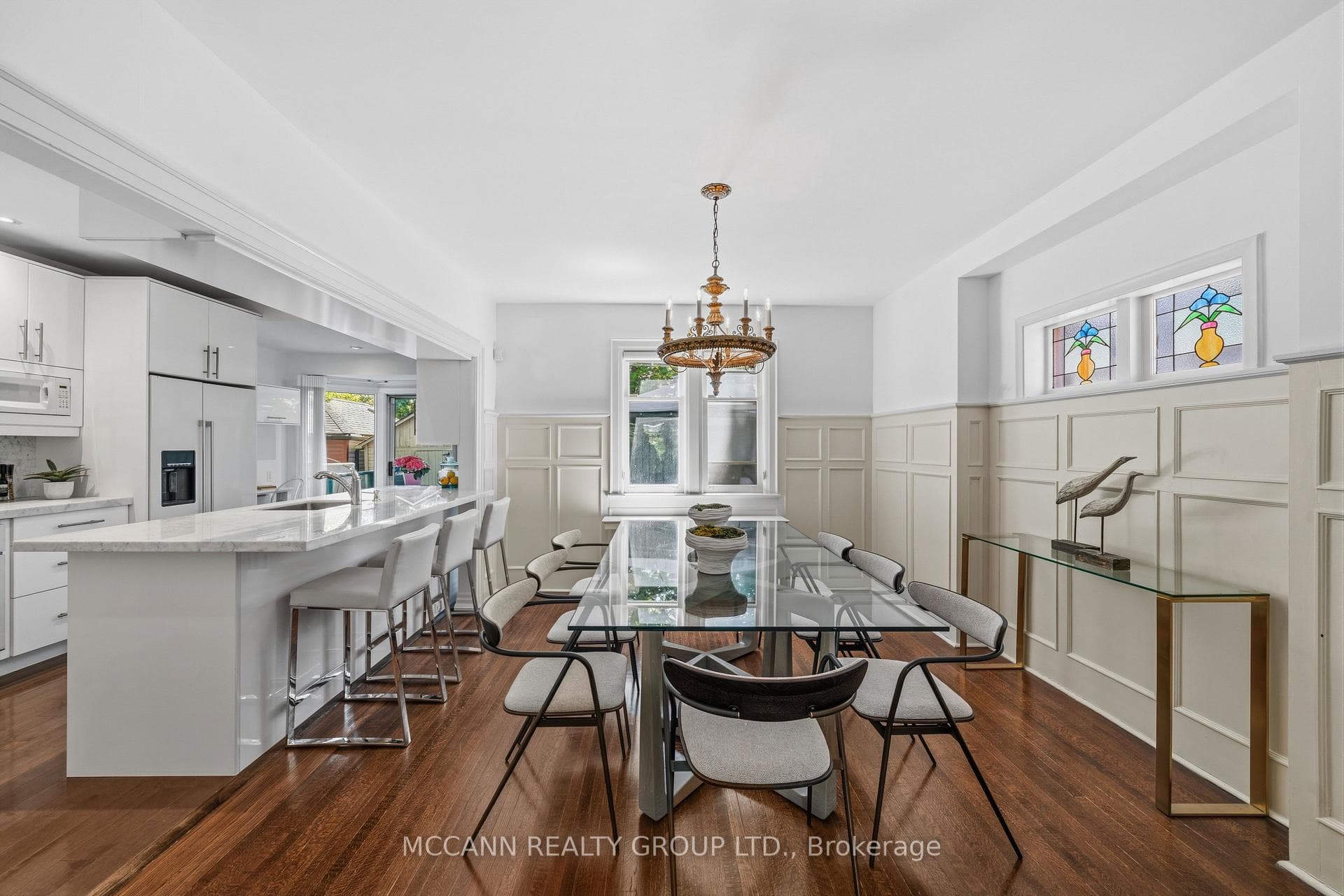 111 Chudleigh Avenue photo 8