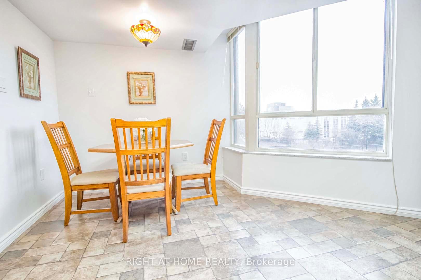 20 Cherrytree Drive Unit 306 photo 15