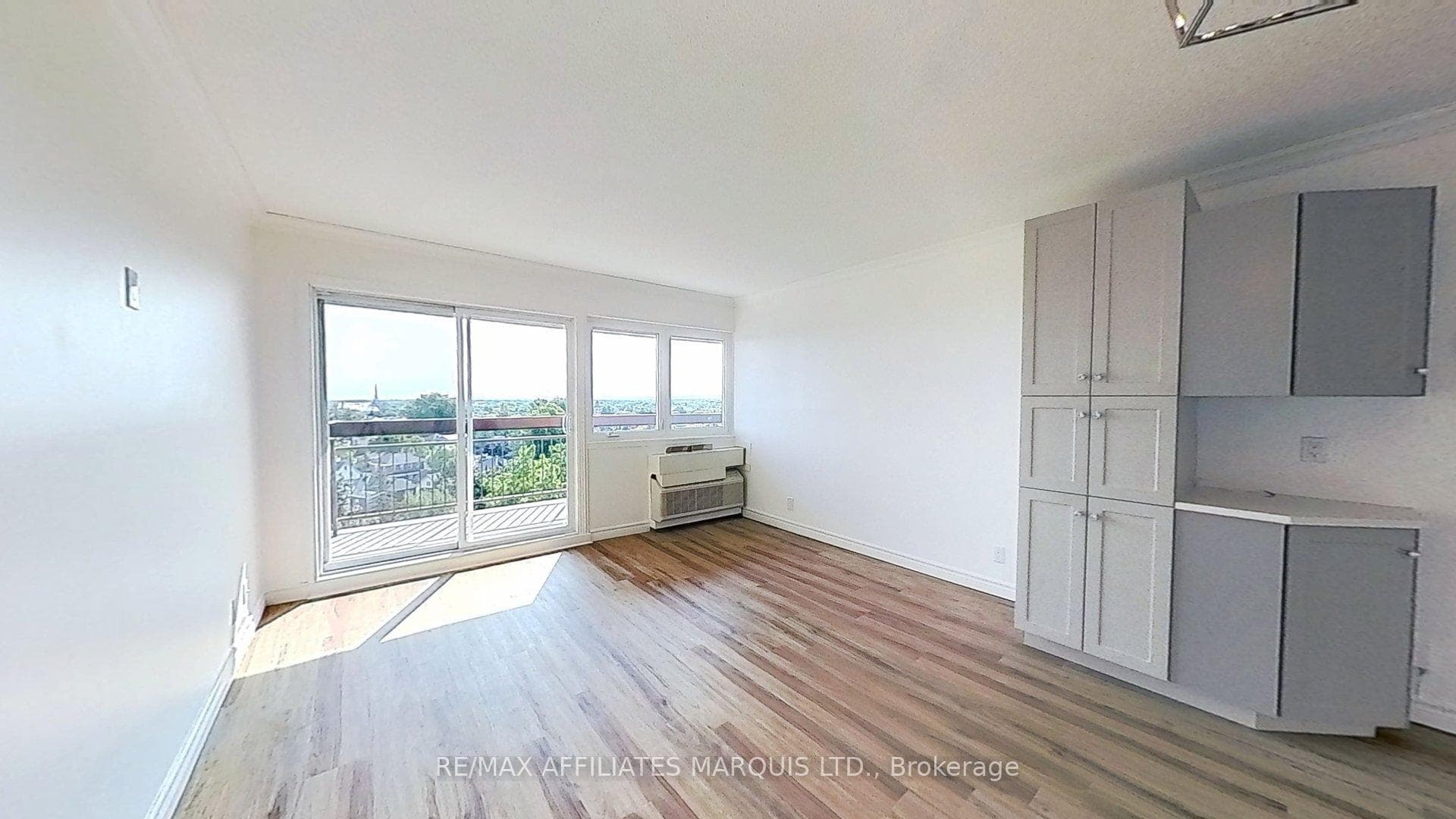 308 Second Street Unit 1106 photo 4