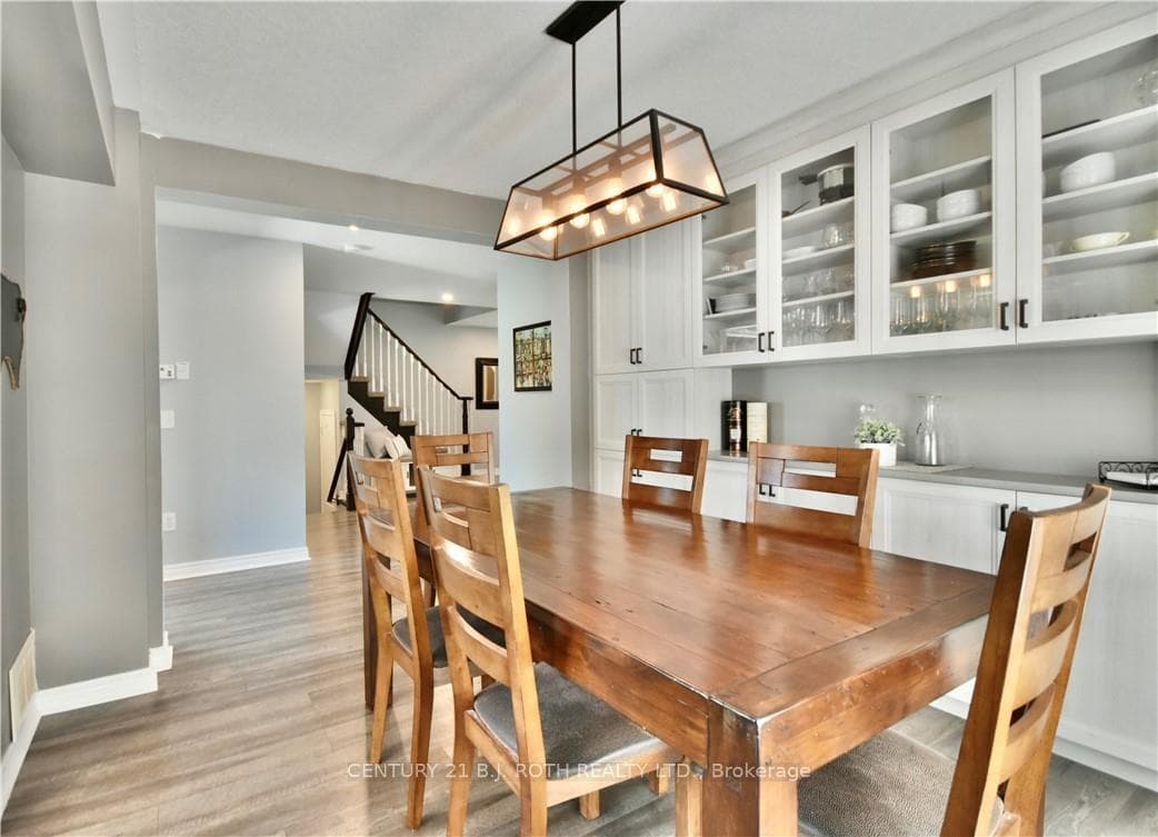 100 ATLANTIS Drive photo 13