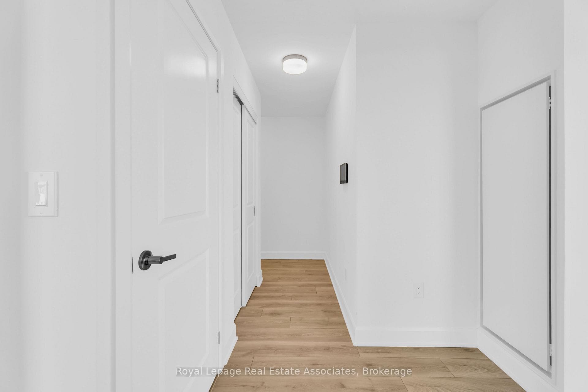 3240 William Coltson Avenue Unit 522 photo 2