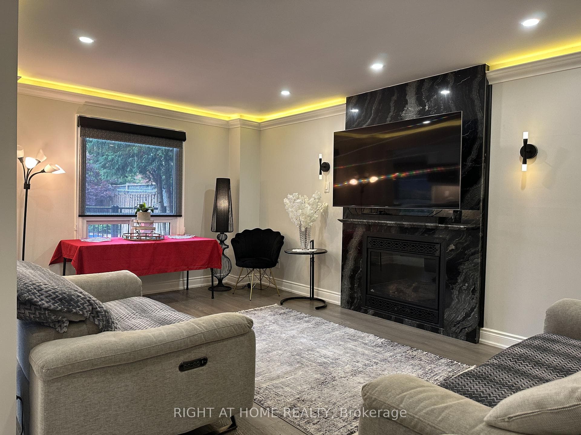 4131 Loyalist Drive Unit (Upper) photo 19