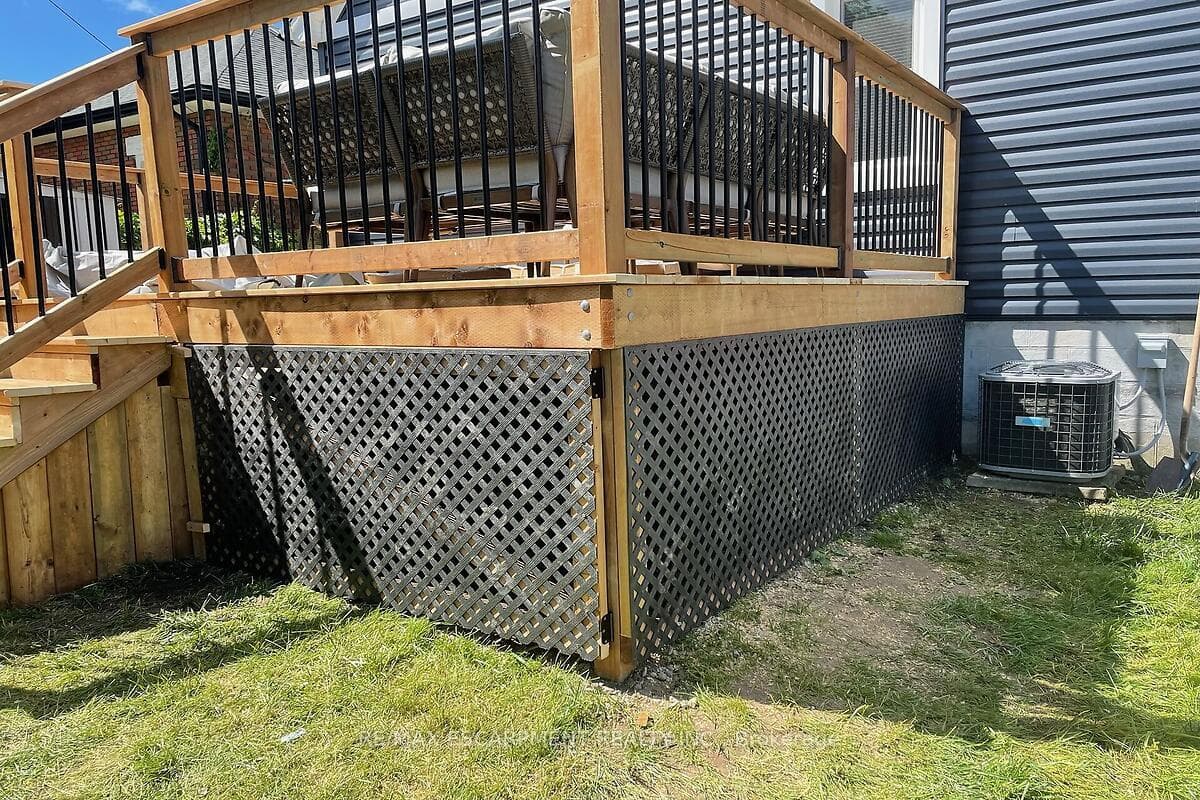 168 Mill Street photo 26