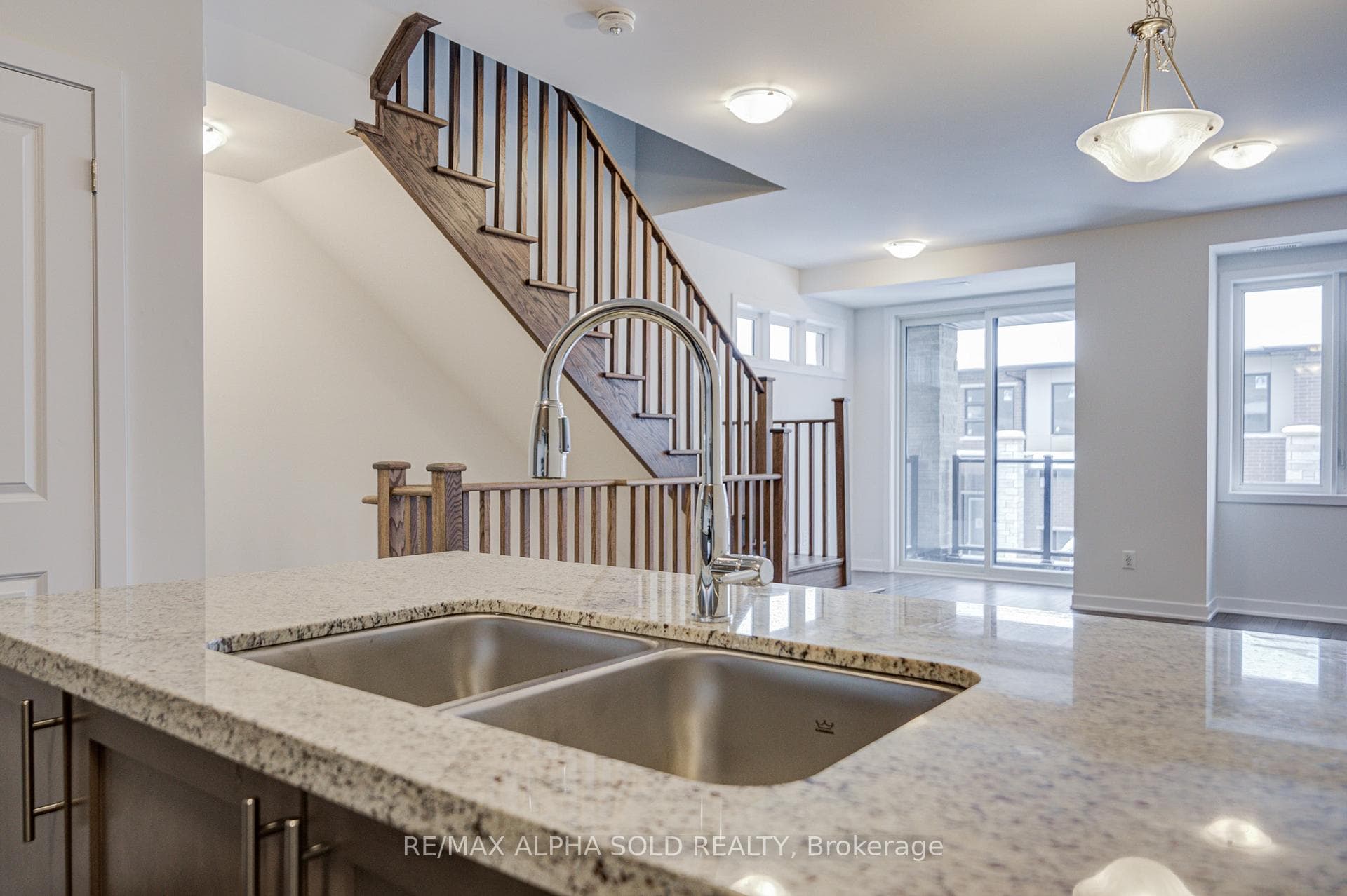 11 John Canning Way photo 17