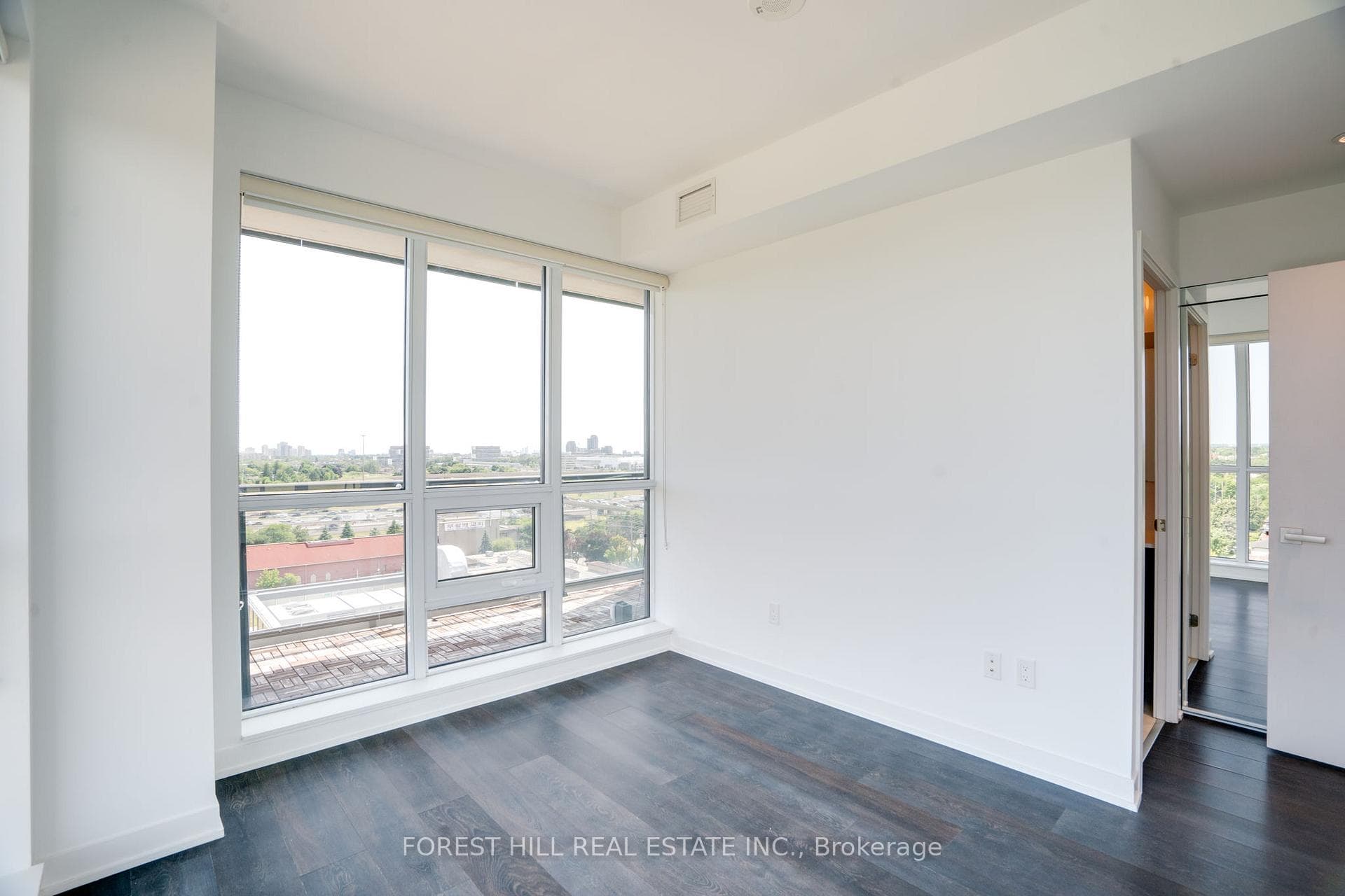 31 Tippett Road Unit 1111 photo 24