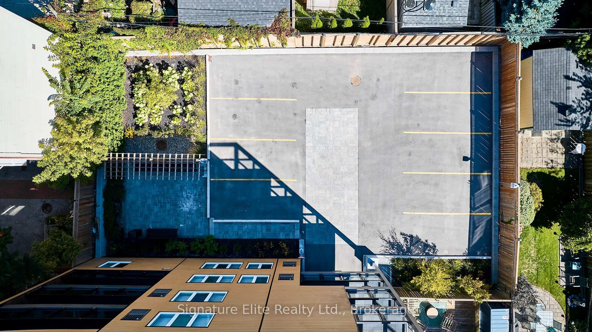 45 Connaught Avenue Unit 201 photo 37