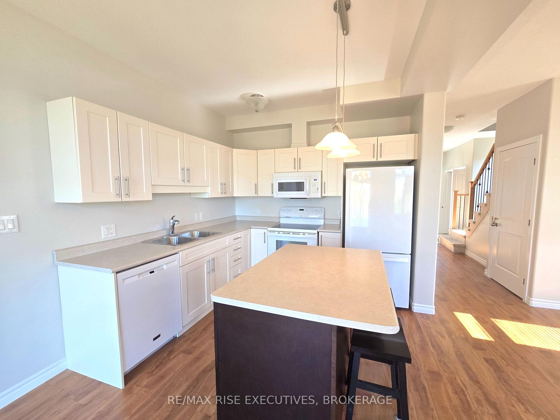 949 Blossom Street Unit 1 photo 20