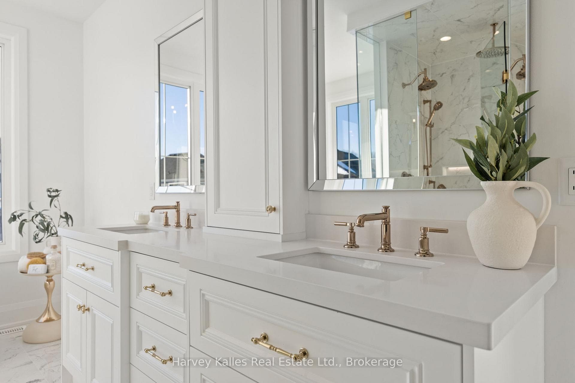 Primary Bath Dual Sinks with Brizo hardware