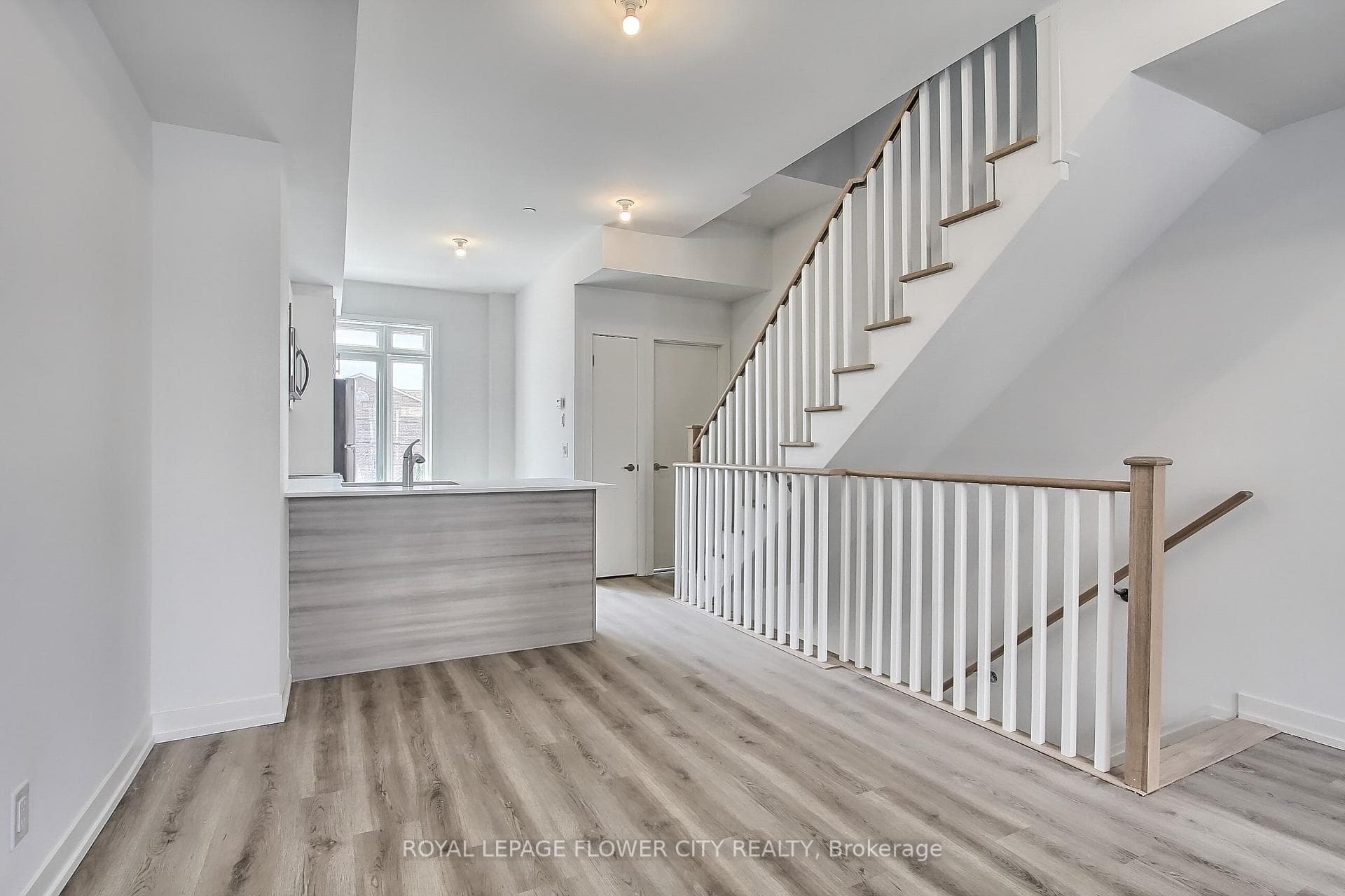 98 Bartley Drive photo 8