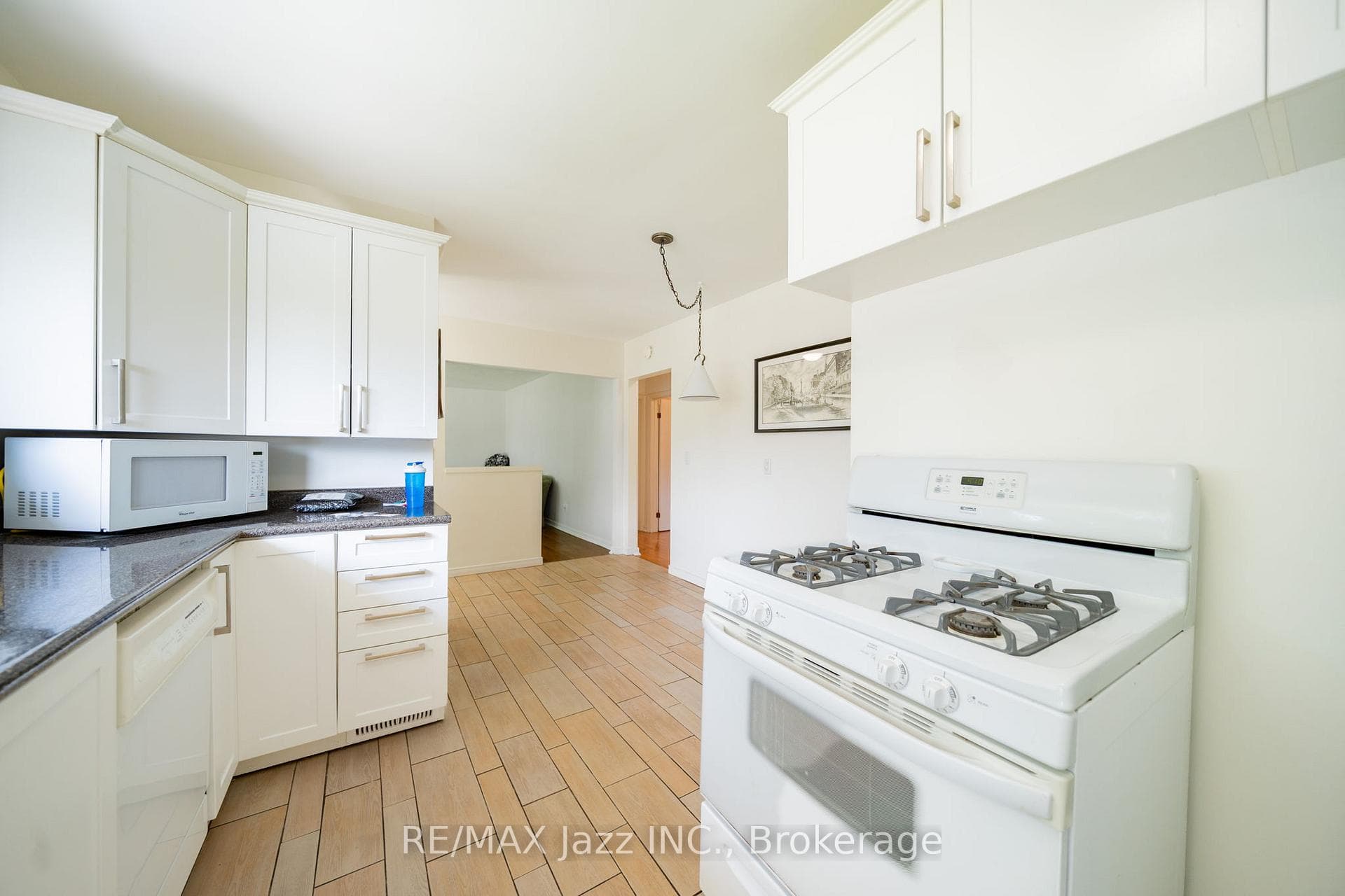 607 Gliddon Avenue photo 20