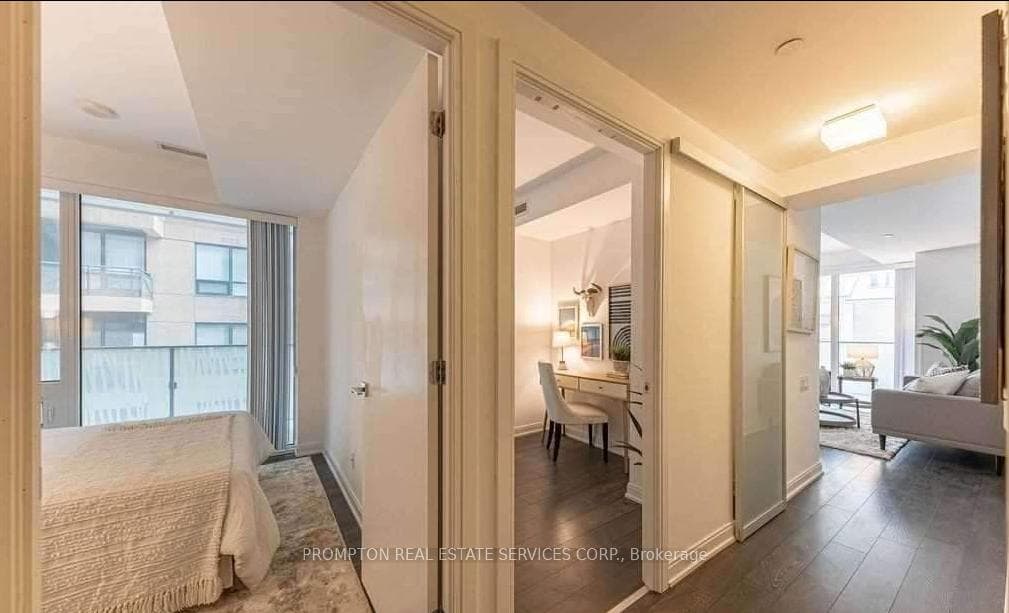 42 Charles Street Unit 607 photo 15