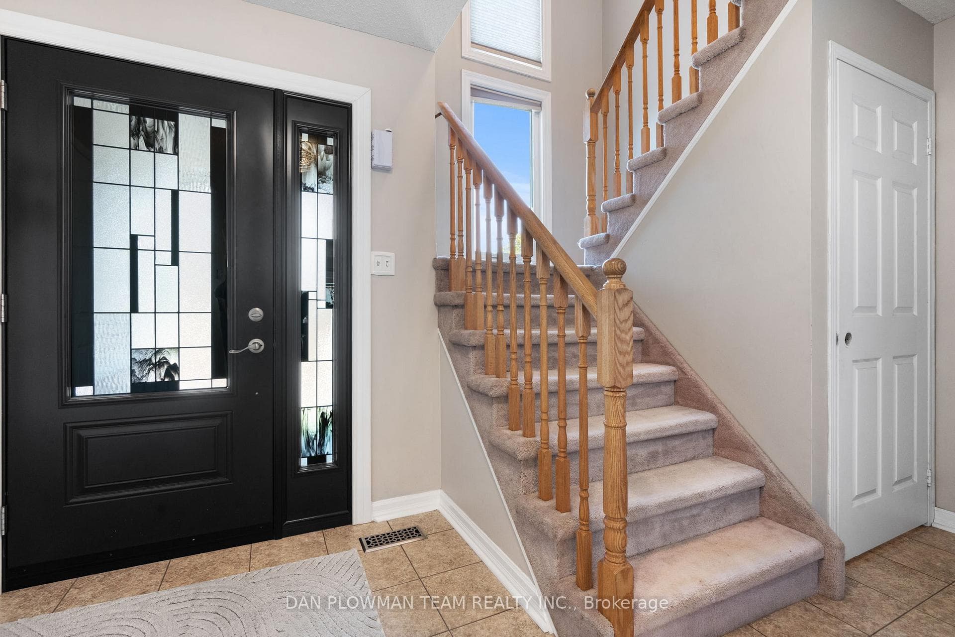 6 Clayton Crescent photo 14