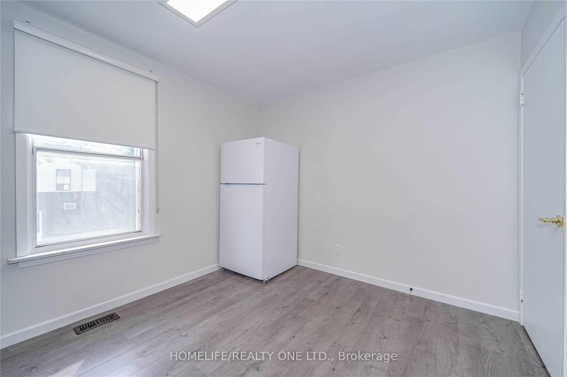 104 Benson Avenue Unit Upper photo 12