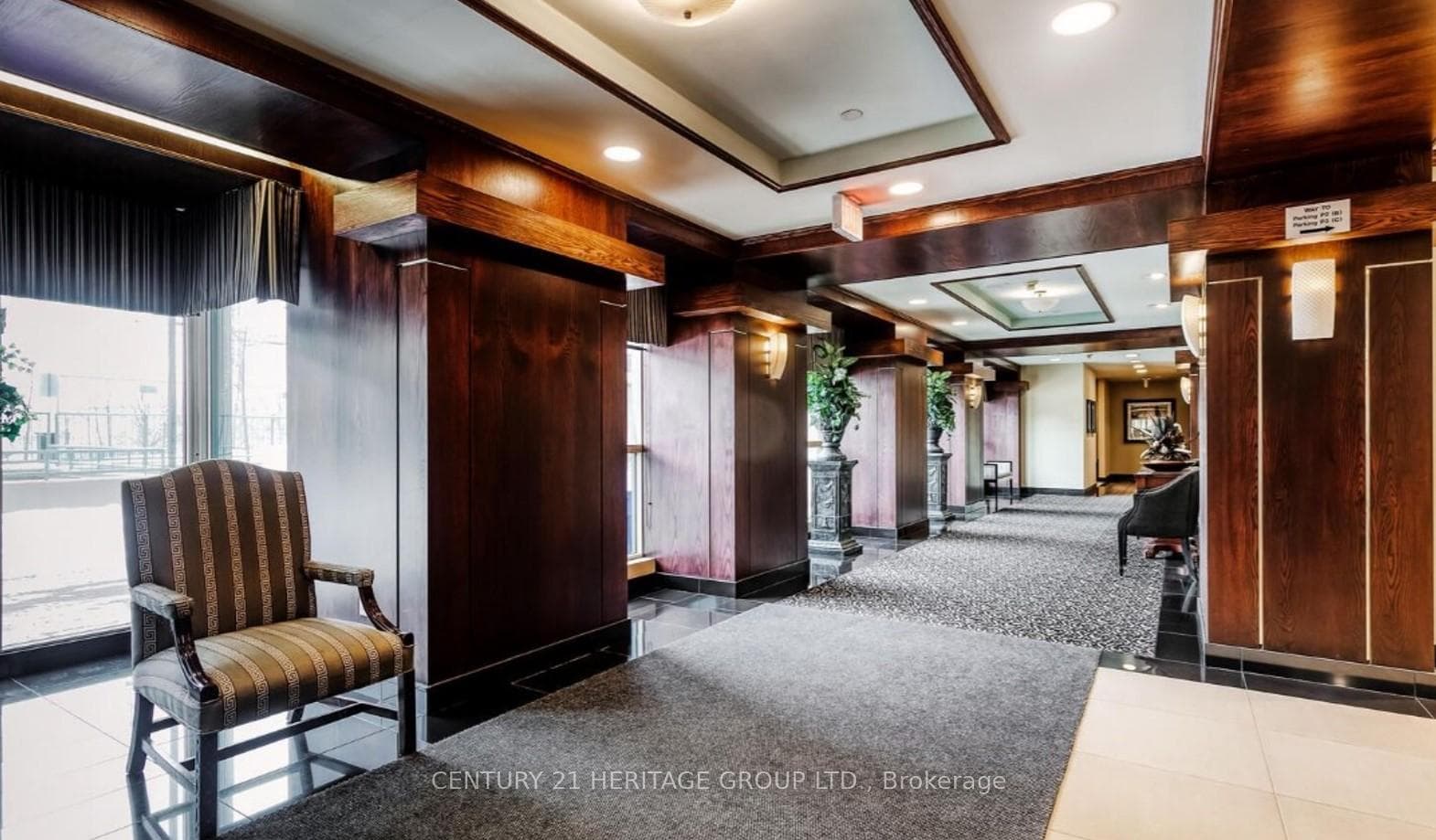 101 Subway Crescent Unit 1601 photo 4