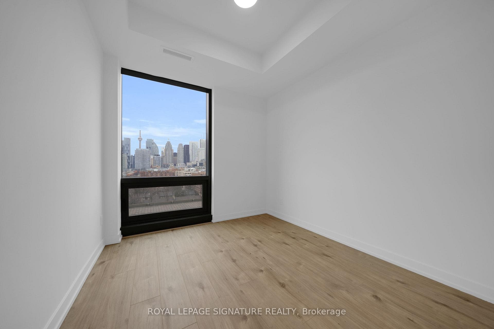 35 Parliament Street Unit 1104 photo 11