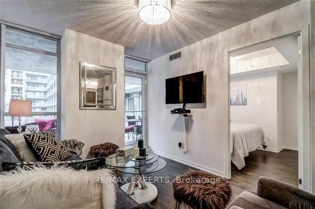 68 Abell Street Unit 552 photo 6