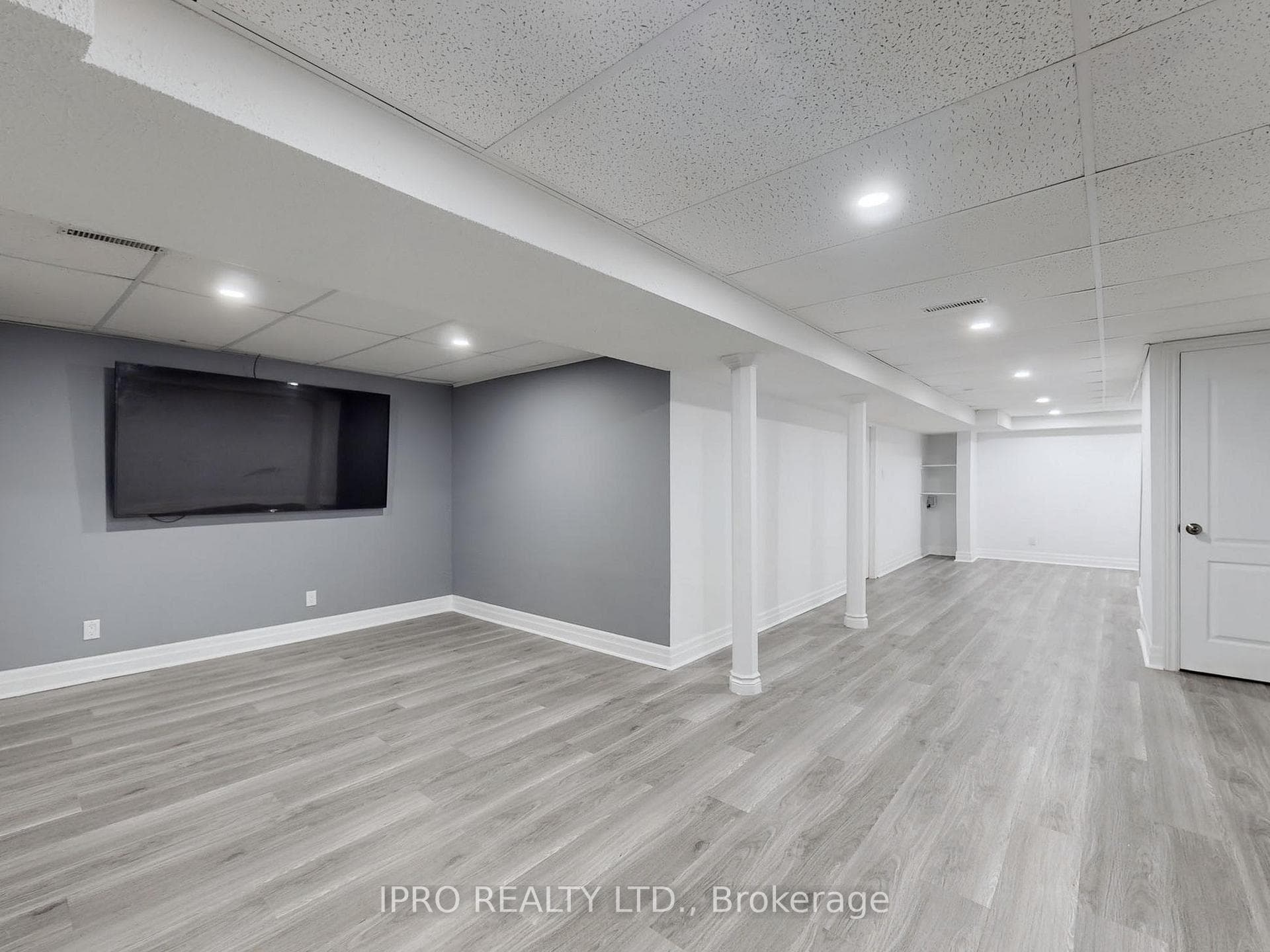 65 Seaton Drive photo 28