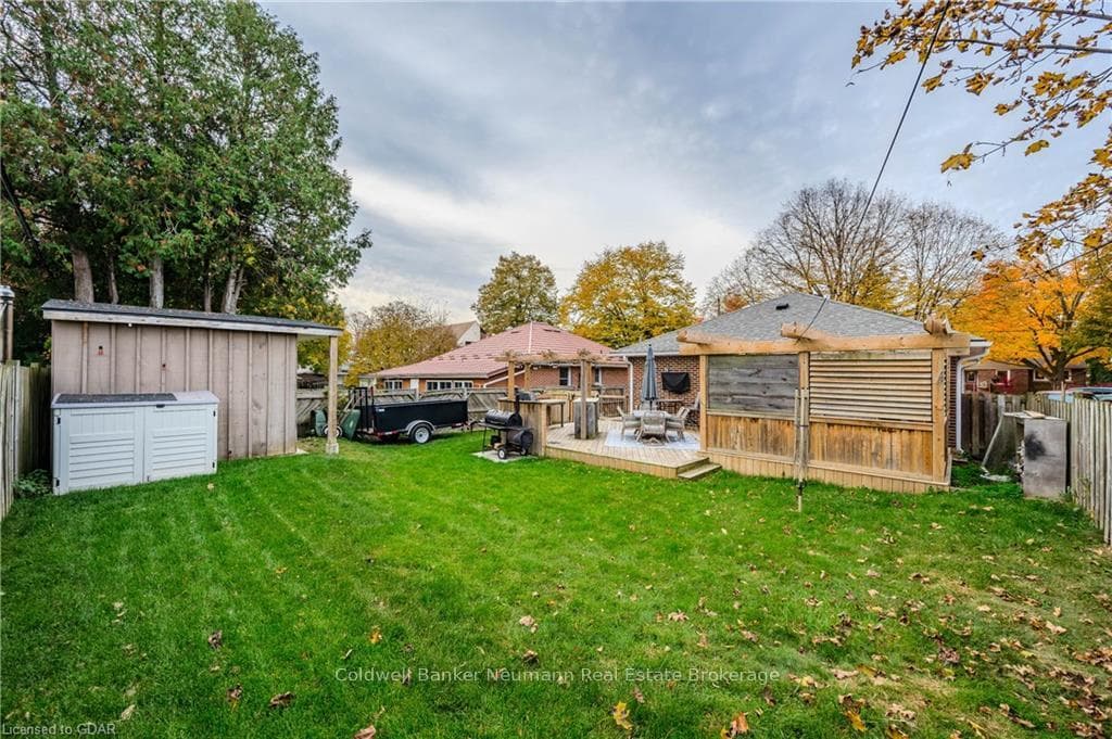 339 METCALFE Street photo 34
