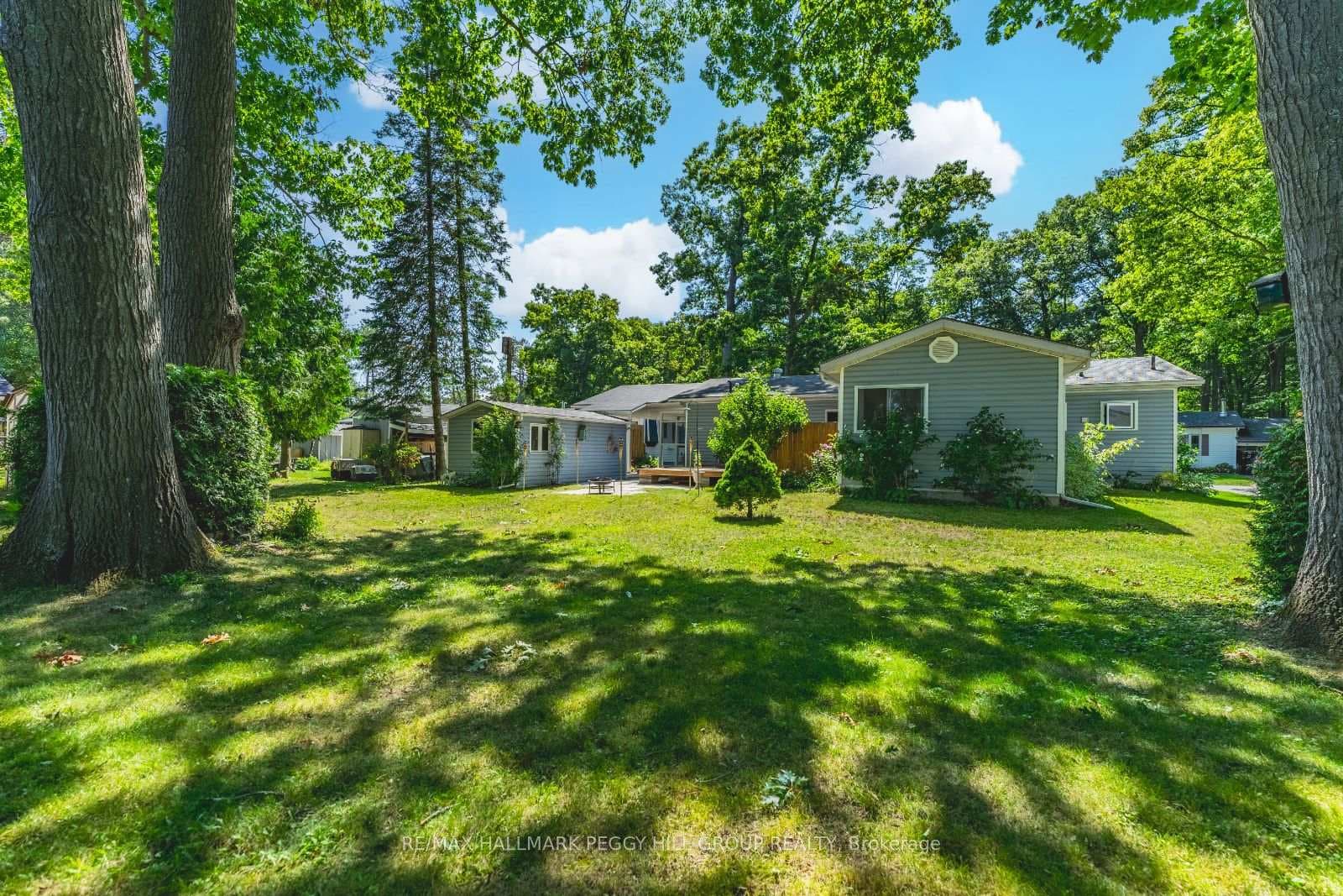 8 Sinclair Avenue photo 17