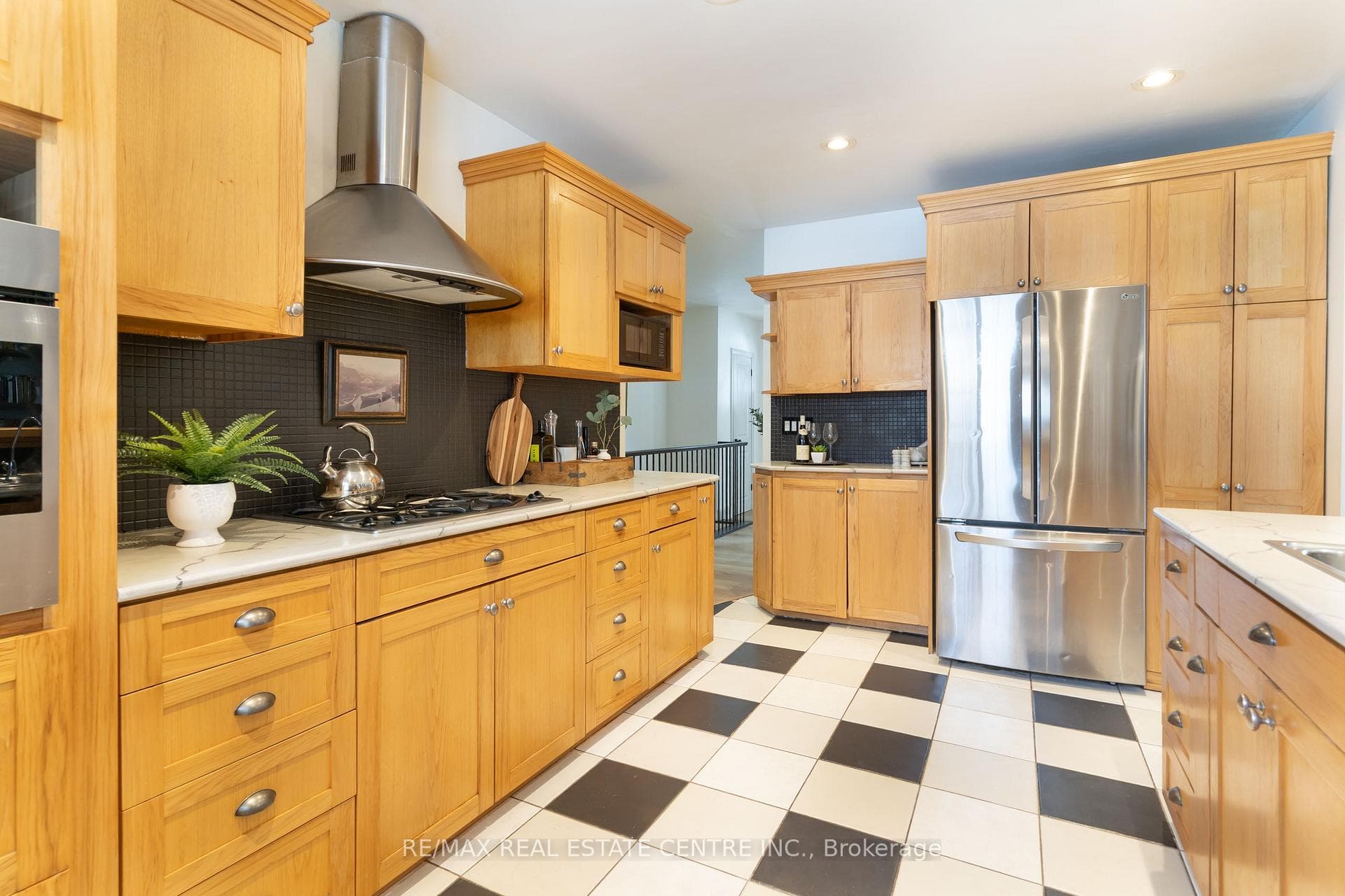 3 Fallsview Road photo 8
