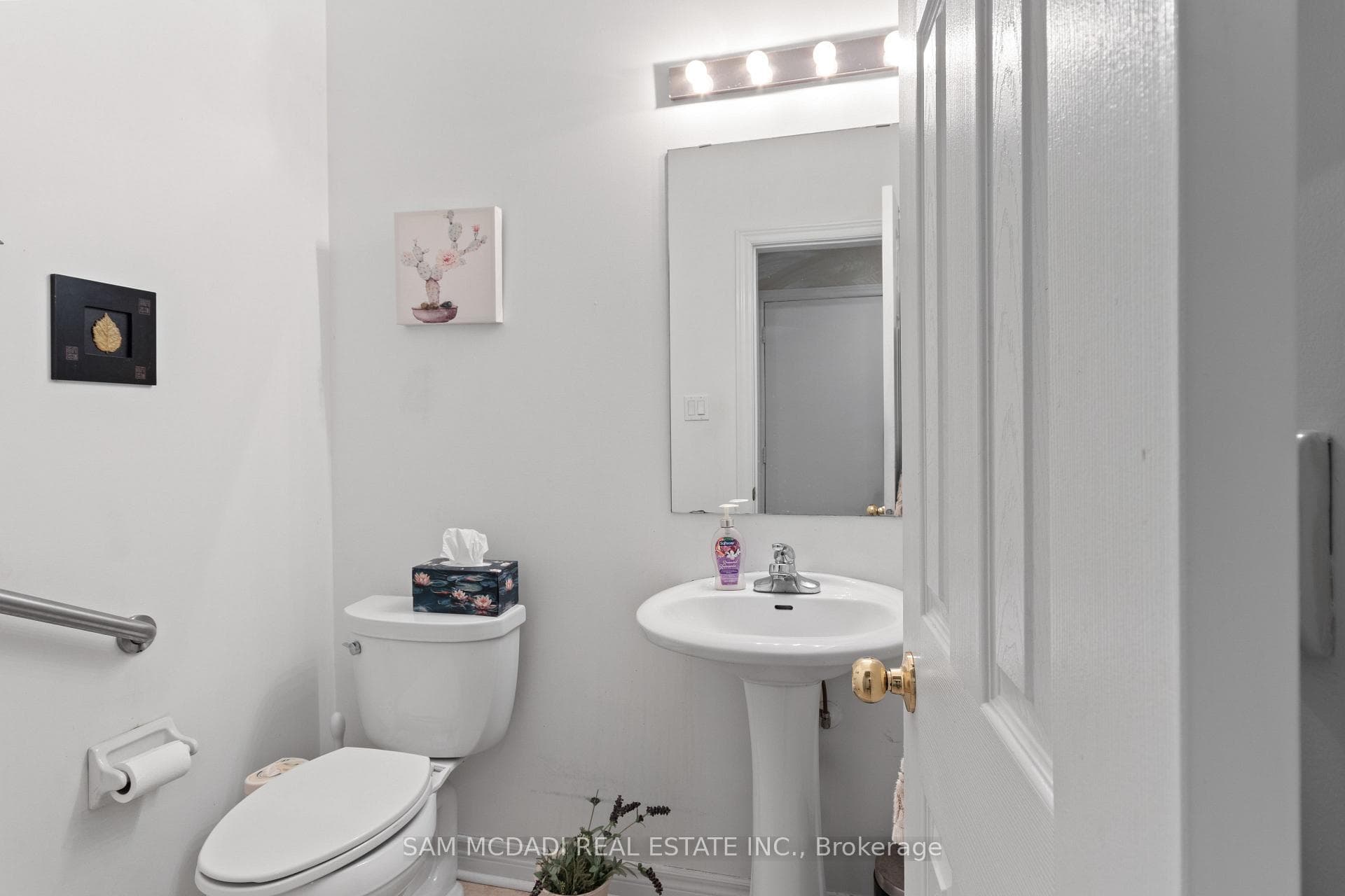 1514 Portsmouth Place photo 16