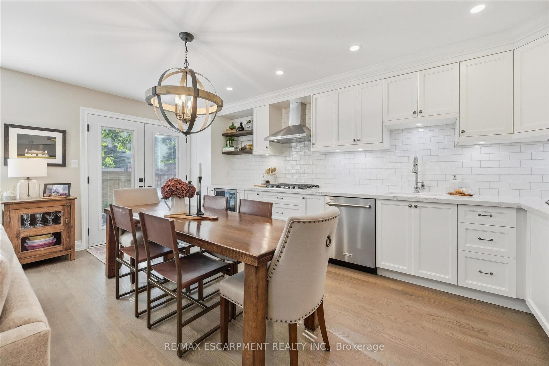 2110 Headon Road Unit 6 photo 10