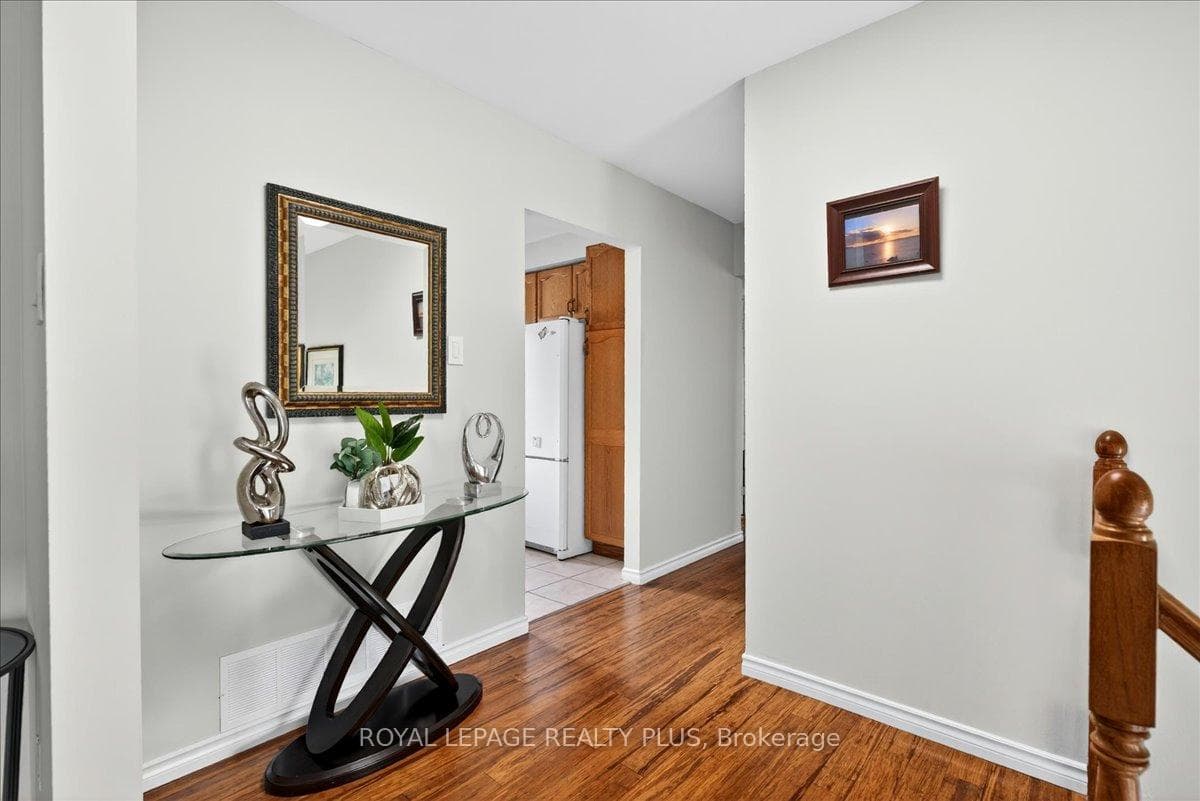 4452 Delaney Drive photo 6