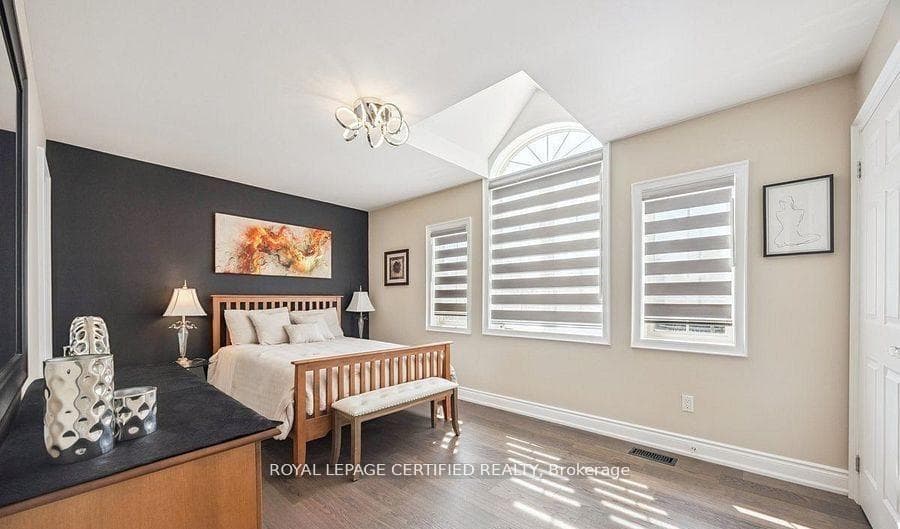 1286 Forest Street photo 20