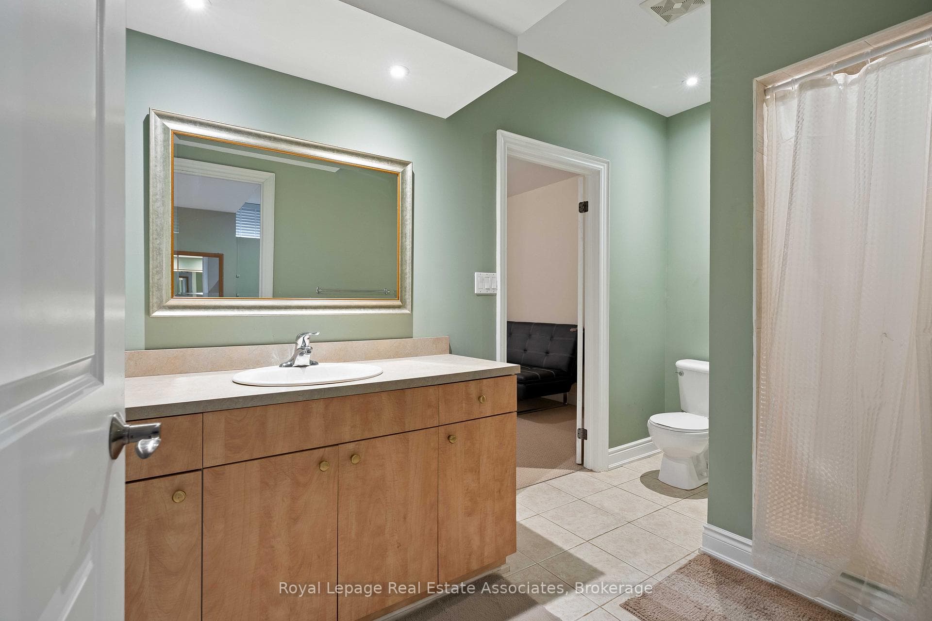 1175 Riverbank Way photo 39